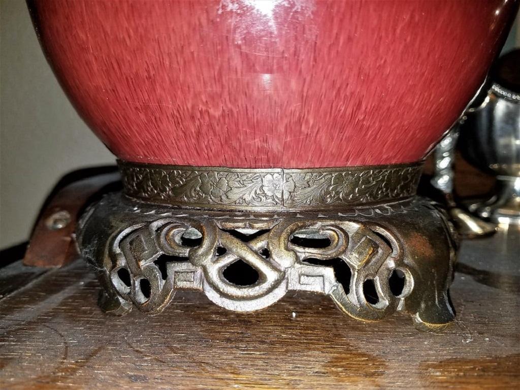 Amerikanische Sang de Boeuf-Tischlampe aus Keramik und vergoldeter Bronze im Dedham-Stil des frühen 20. Jahrhunderts im Angebot 8