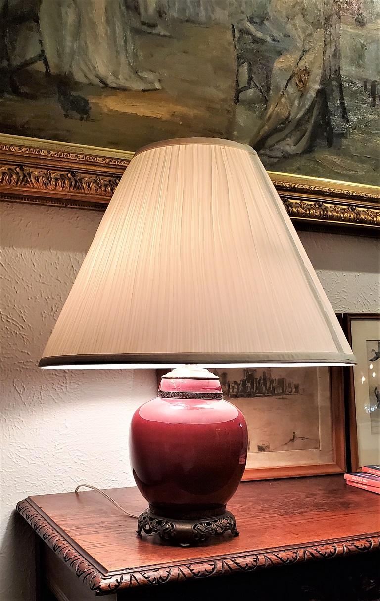 Early 20C American Dedham Style Sang de Boeuf Pottery & Gilt Bronze Table Lamp For Sale 10