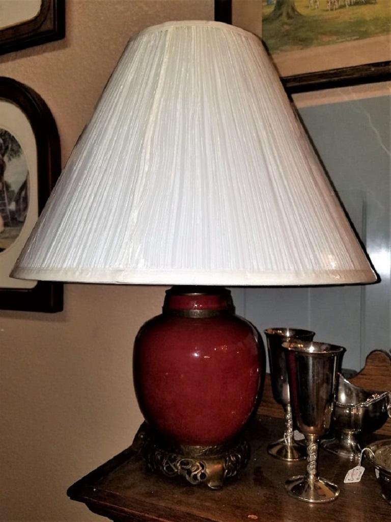 Early 20C American Dedham Style Sang de Boeuf Pottery & Gilt Bronze Table Lamp For Sale 1