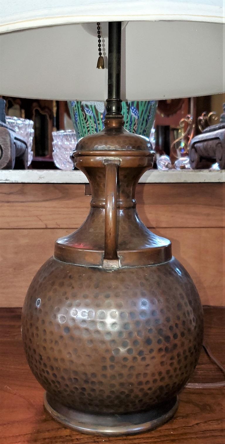 Early 20th Century American Hand Beaten Copper Table Lamp For Sale 2