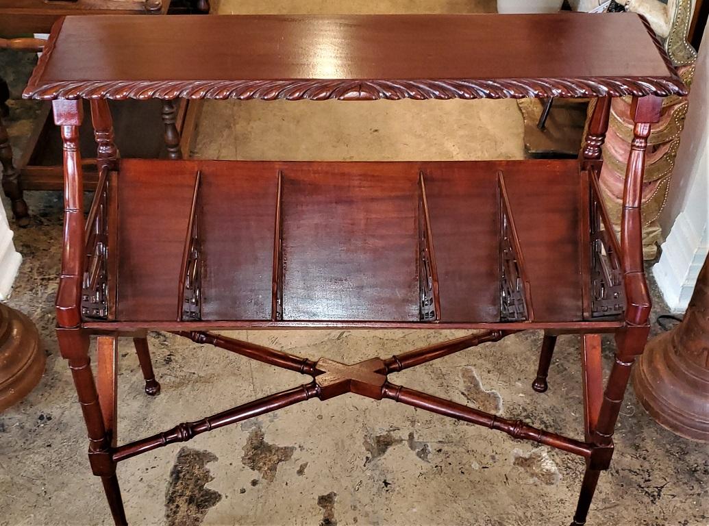 Early 20th Century American Nouveau Magazine Rack Console In Good Condition In Dallas, TX