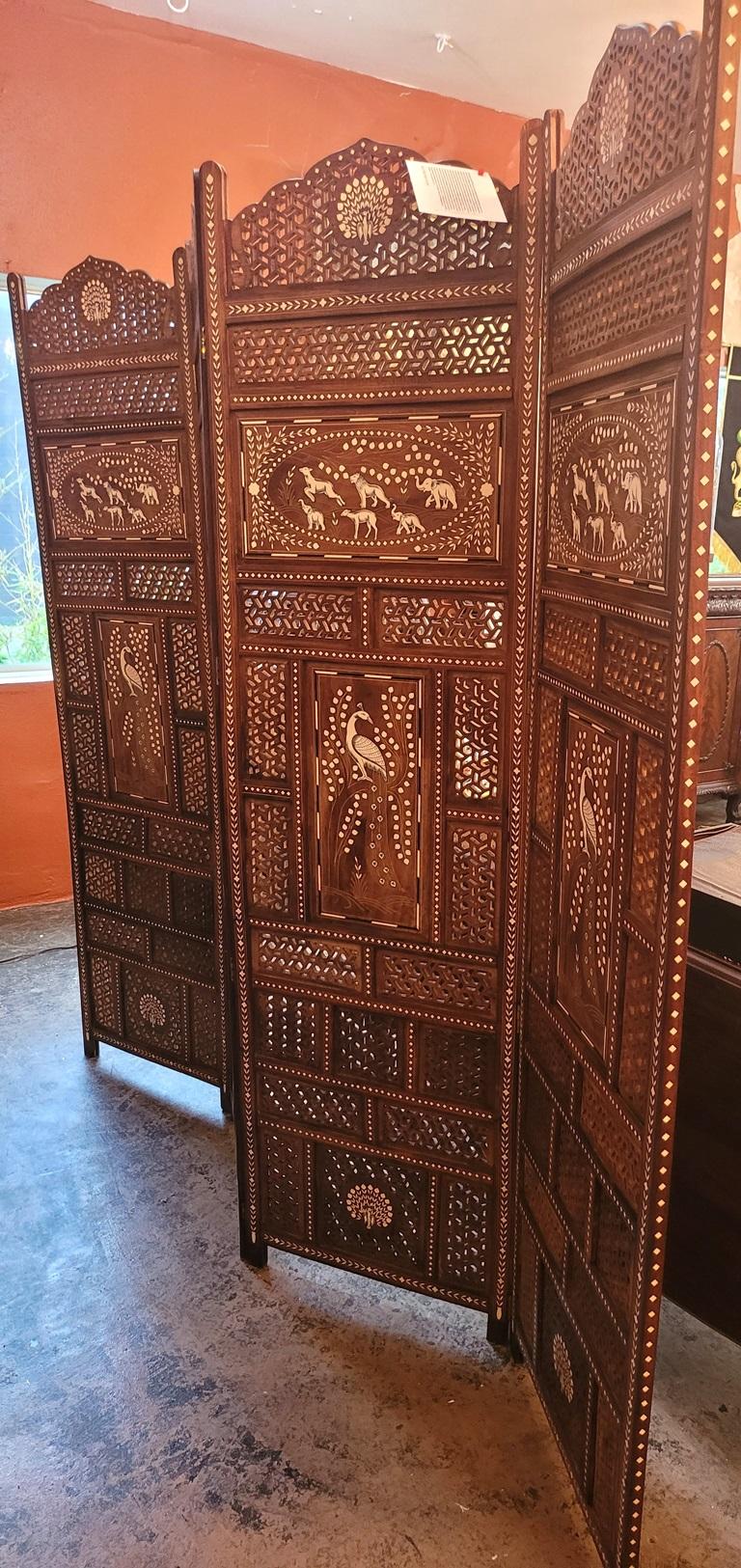 20C Anglo Indian Style Double Sided Profusely Inlaid 4 Panel Screen For Sale 9