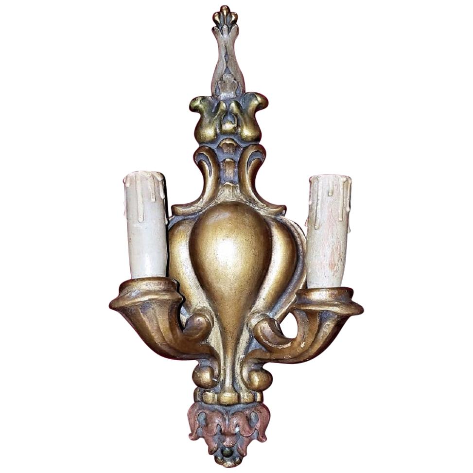 Early 20th Century Carved and Gilded Wall Light Sconce by Thorvald Strom For Sale