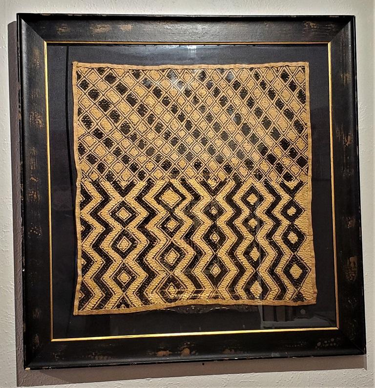 Presenting a gorgeous piece of West African Tribal Art, namely an early 20th century Congolese large Kuba framed textile.

Made in the Congo by the Kuba people (who are famous for their beautiful textiles) circa 1920.

The frame is more modern