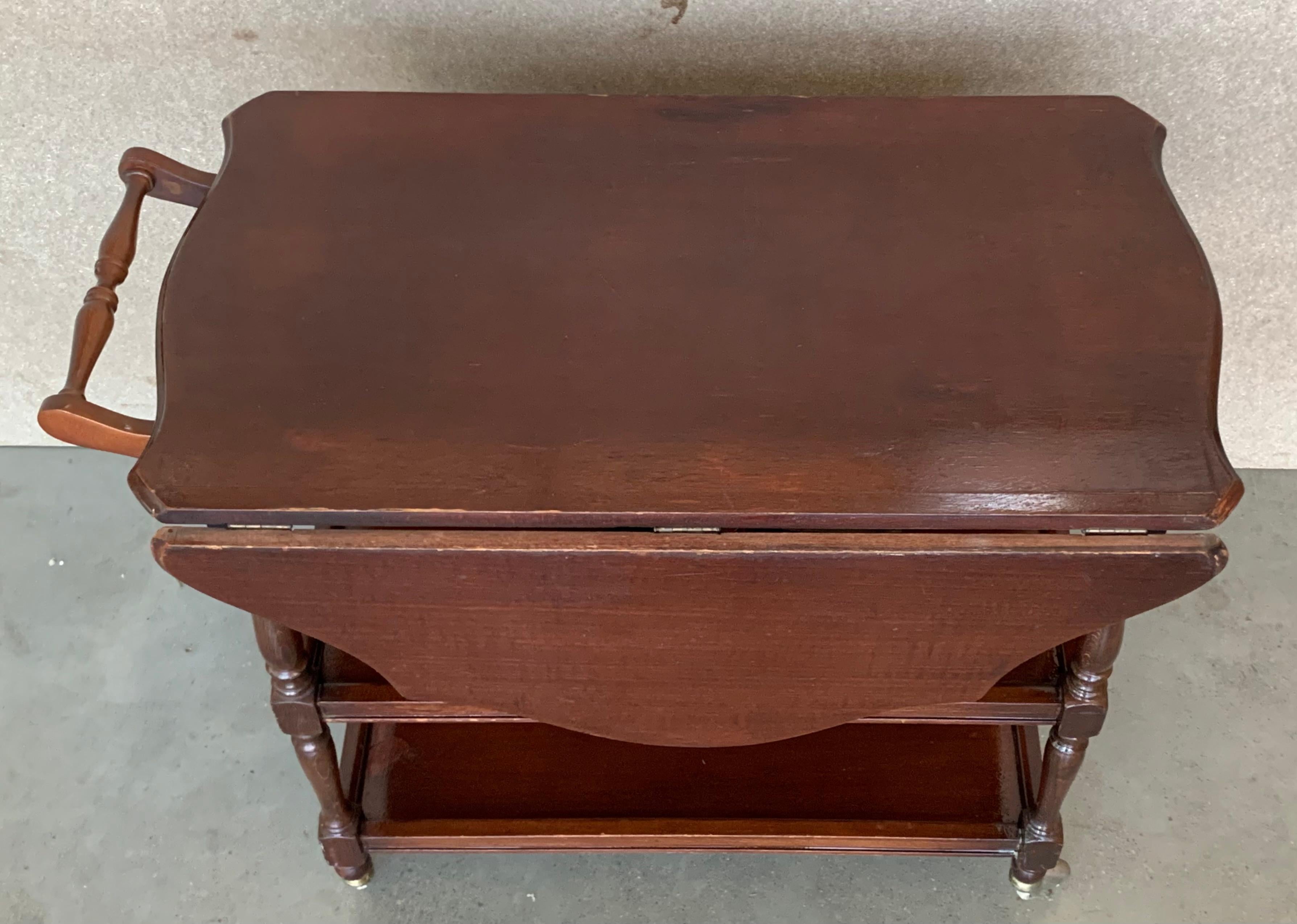 Early 20th Bar Cart with Three Tier and Two leafs convertible in Tea Table For Sale 4