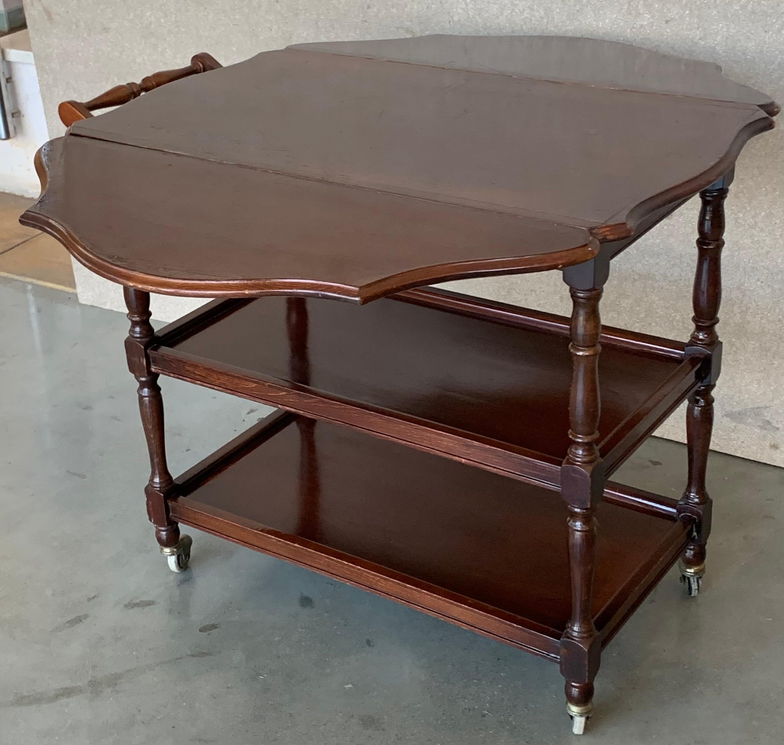 Early 20th Bar Cart with Three Tier and Two leafs convertible in Tea Table For Sale 2