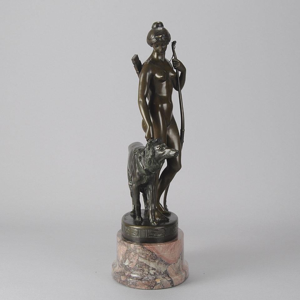 Tedesco Gruppo in bronzo dei primi del Novecento intitolato Diana cacciatrice di I. Muller-Crefeld in vendita