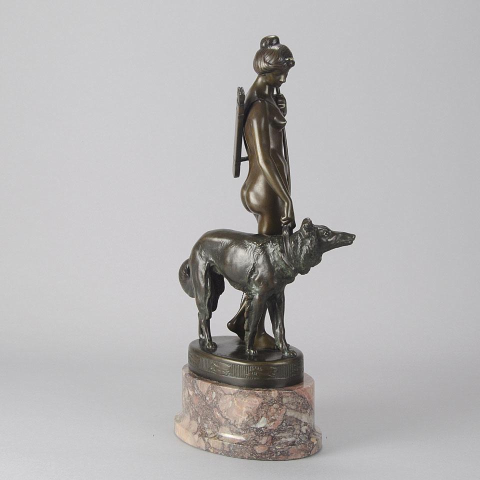 Carved Early 20th Century Bronze Group Entitled Diana the Huntress by a Muller-Crefeld For Sale