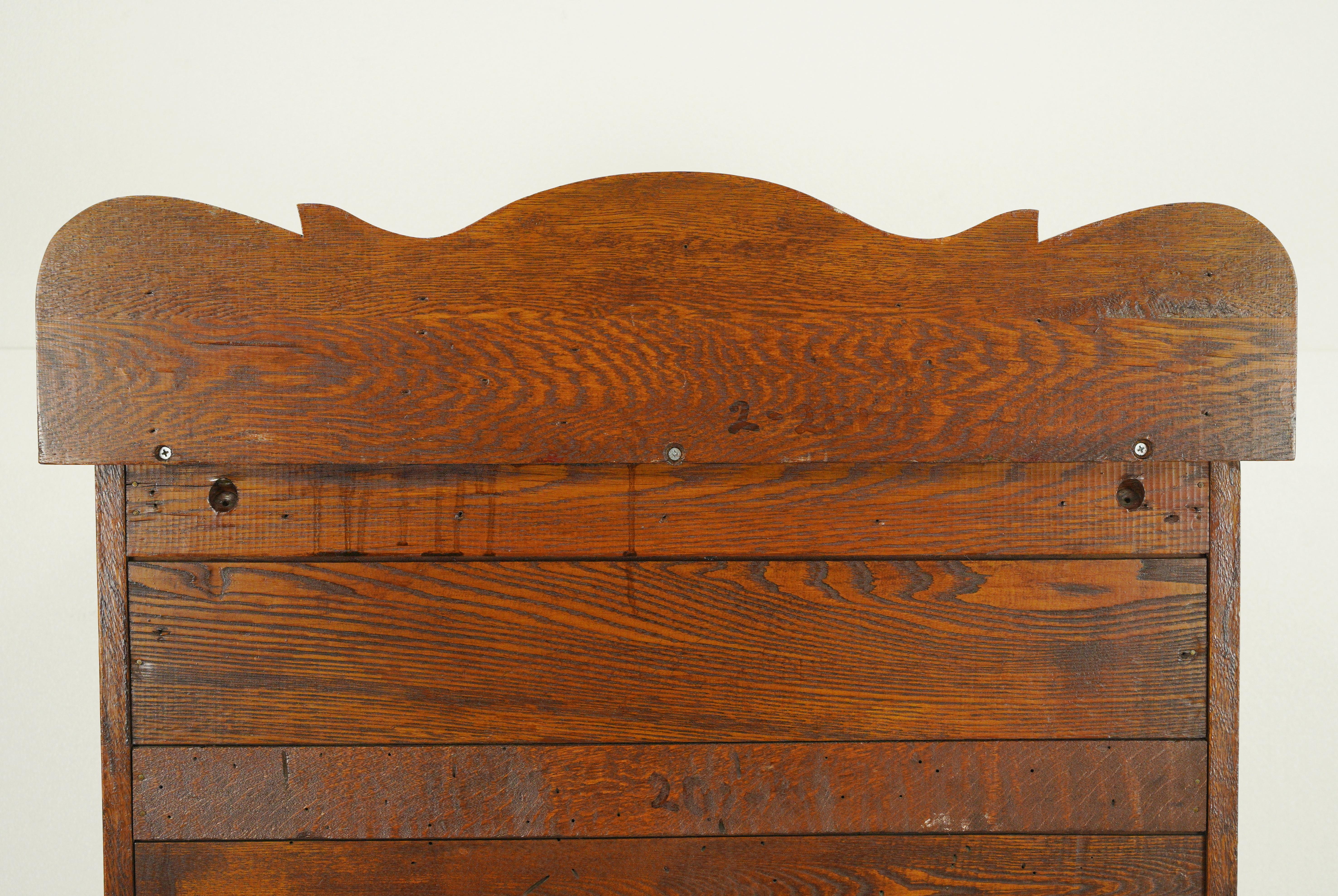 Early 20th C 5 Dovetailed Drawer Oak Highboy Dresser For Sale 10