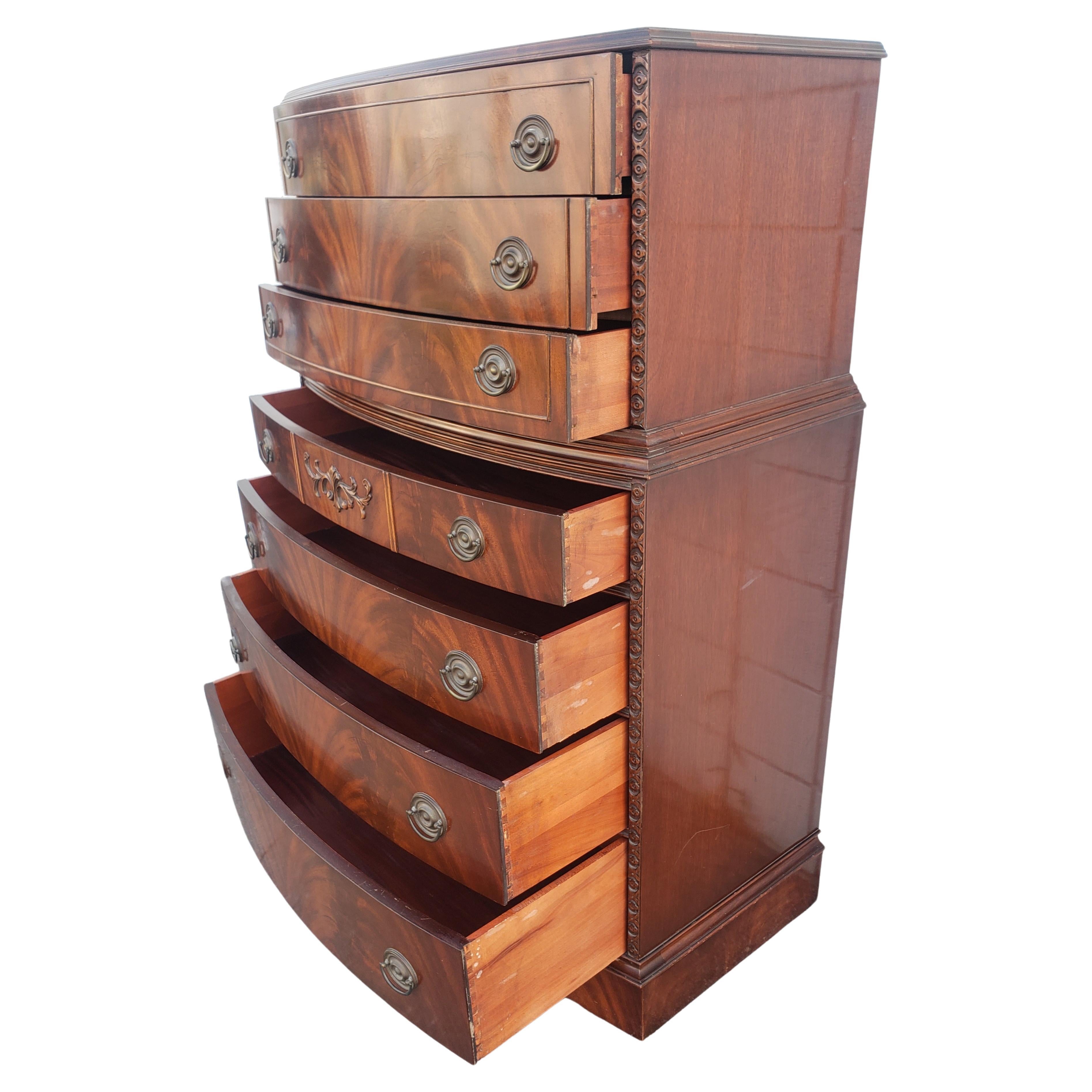 Early 20th C. American Empire BowFront Flame Mahogany Chest on Chest of Drawers For Sale 1