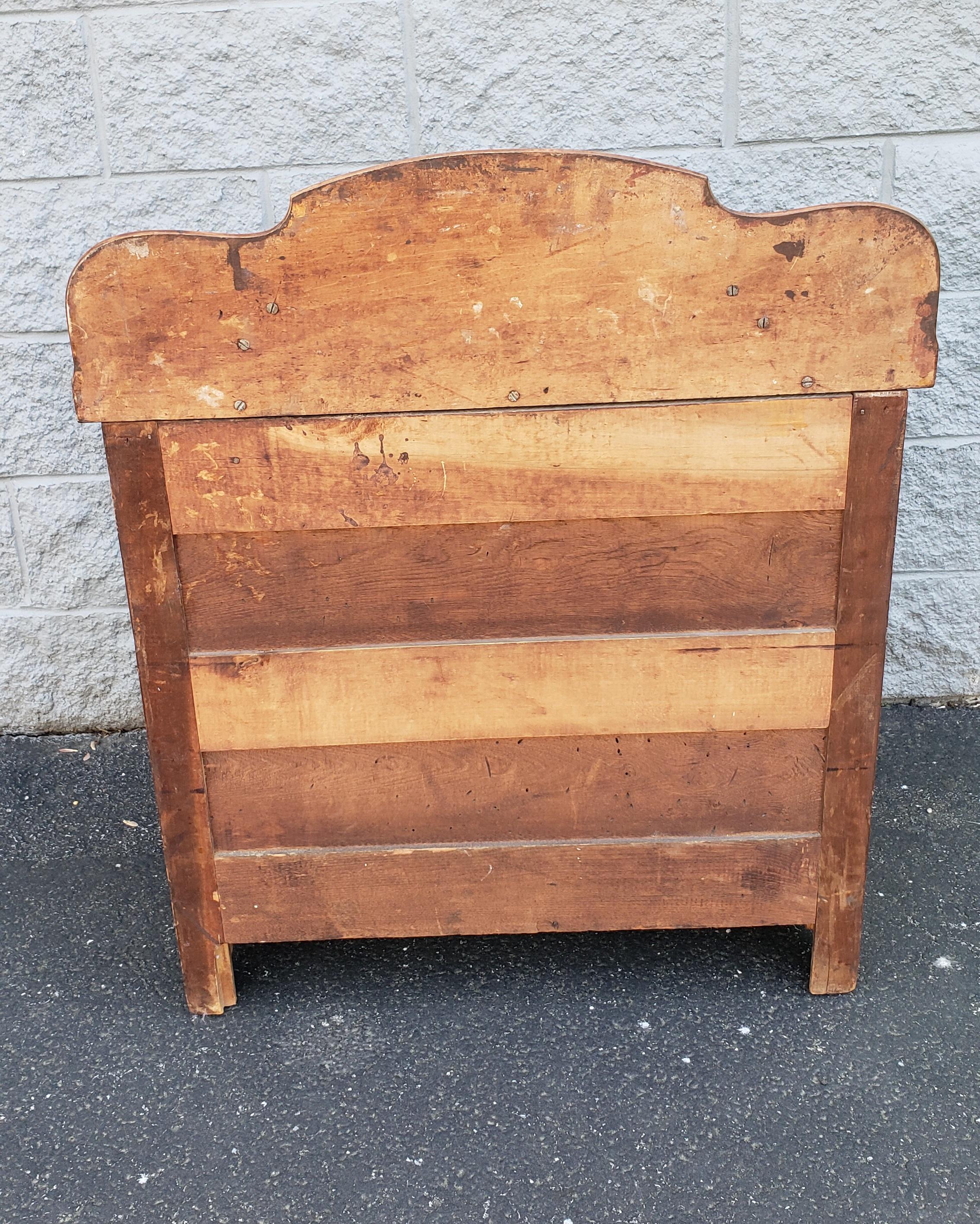 Early 20th Century American Fruitwood Washstand For Sale 2