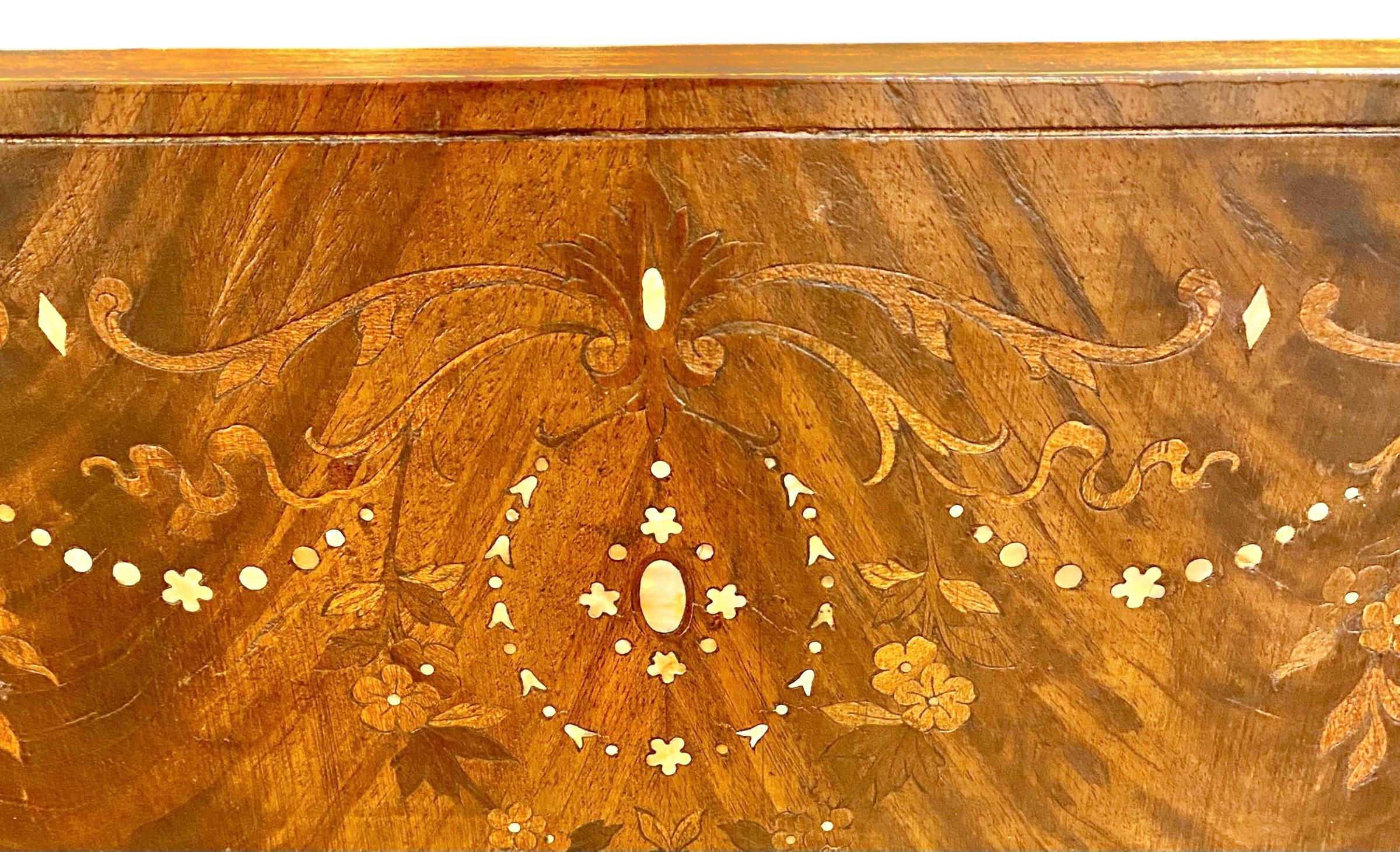 Early 20th C American Inlaid Mother Of Pearl Mahogany Art Nouveau Bench en vente 4