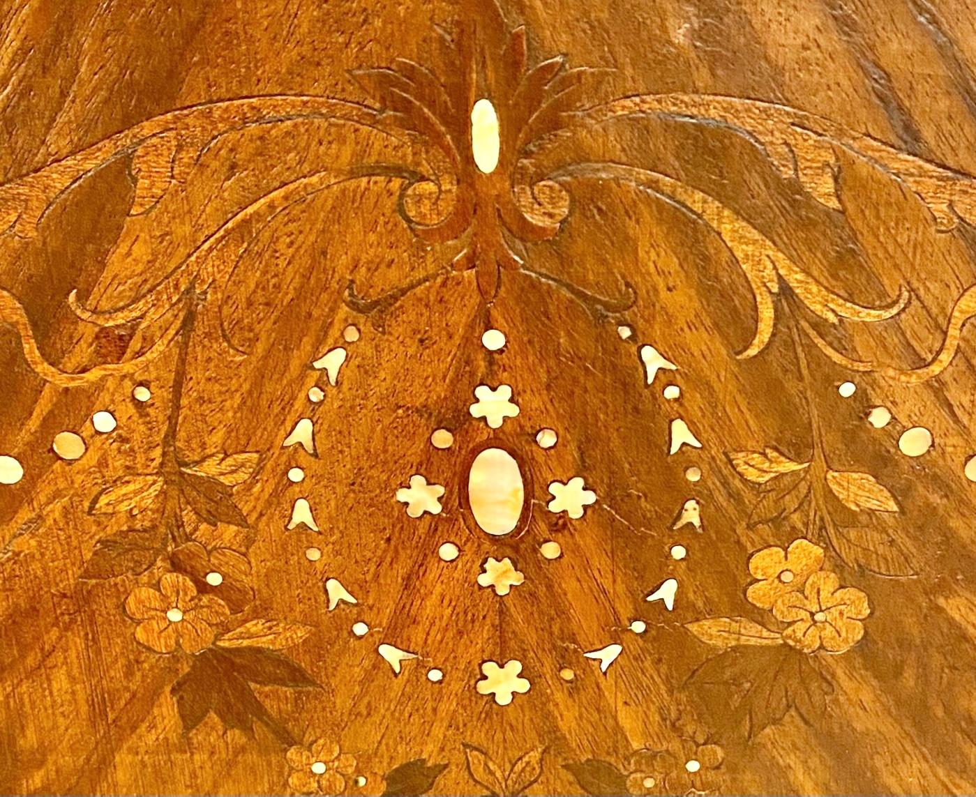 Early 20th C American Inlaid Mother Of Pearl Mahogany Art Nouveau Bench en vente 11