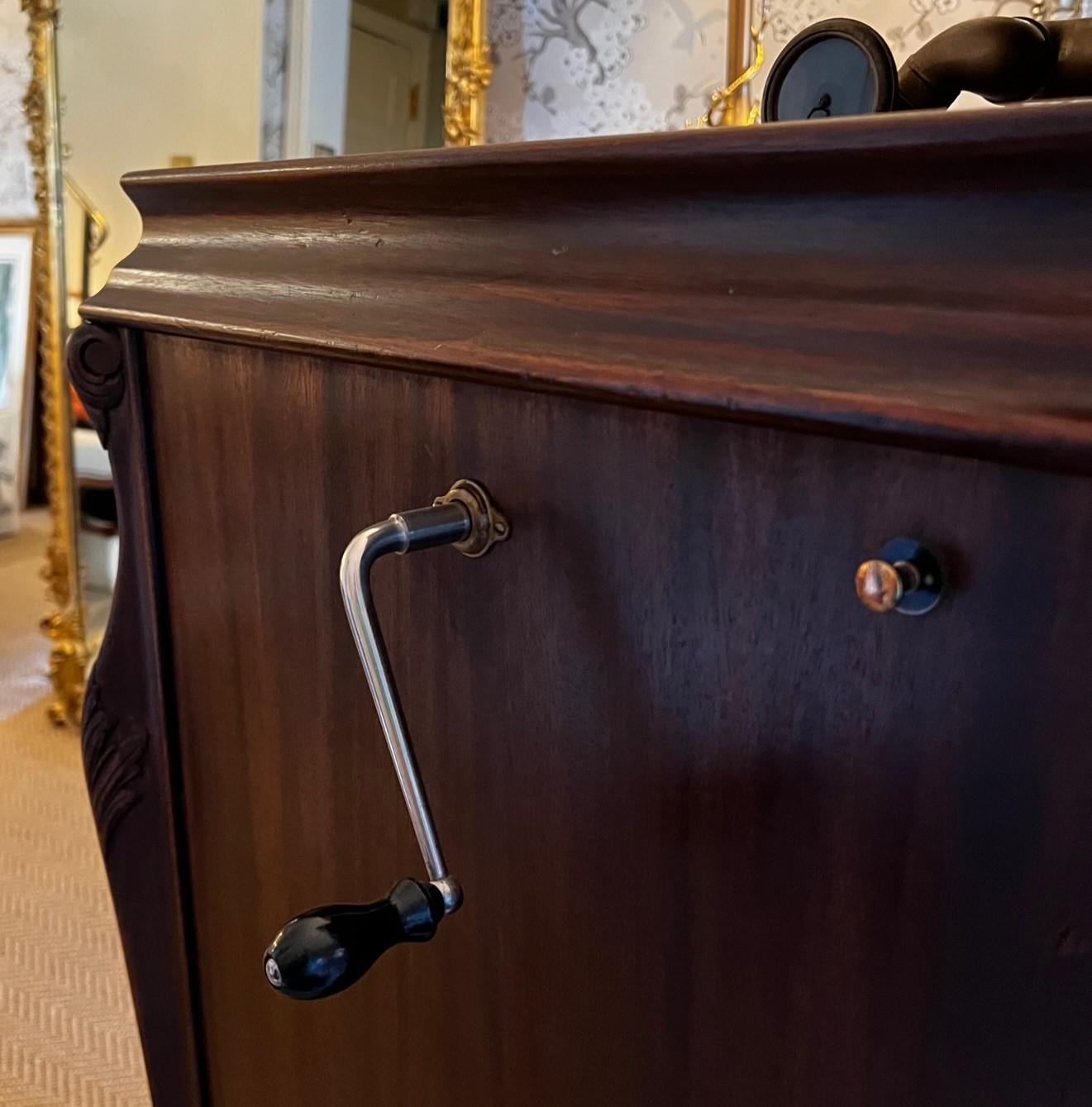 Early 20th C. American Phonograph in Cabinet by the Kimberley Phonograph Company For Sale 1