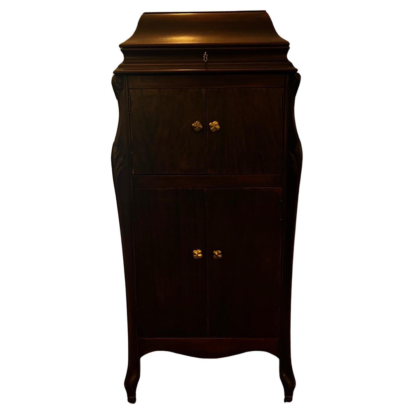 Early 20th C. American Phonograph in Cabinet by the Kimberley Phonograph Company