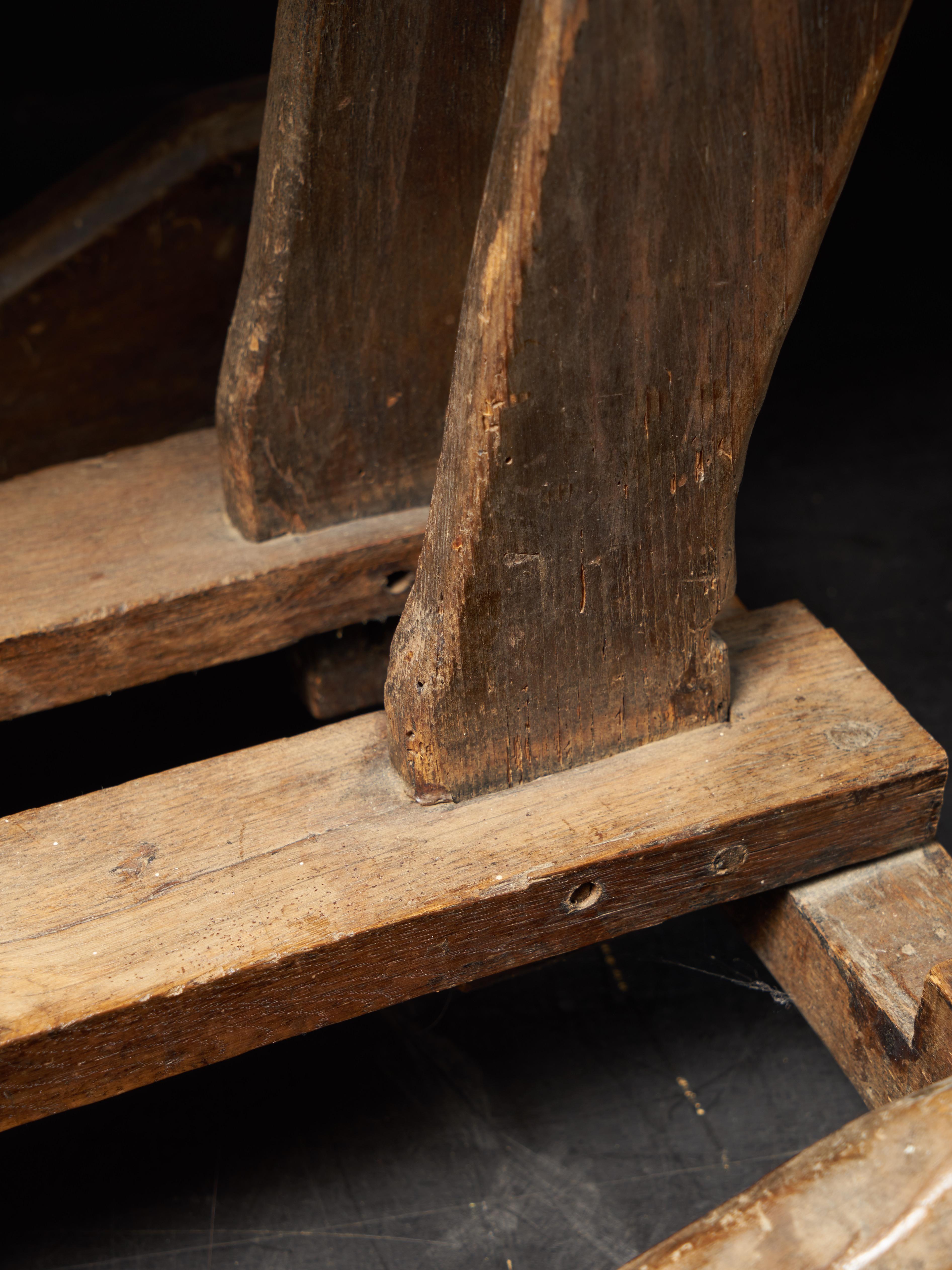 Début du 20e siècle:: Cheval à bascule en bois ancien en vente 2
