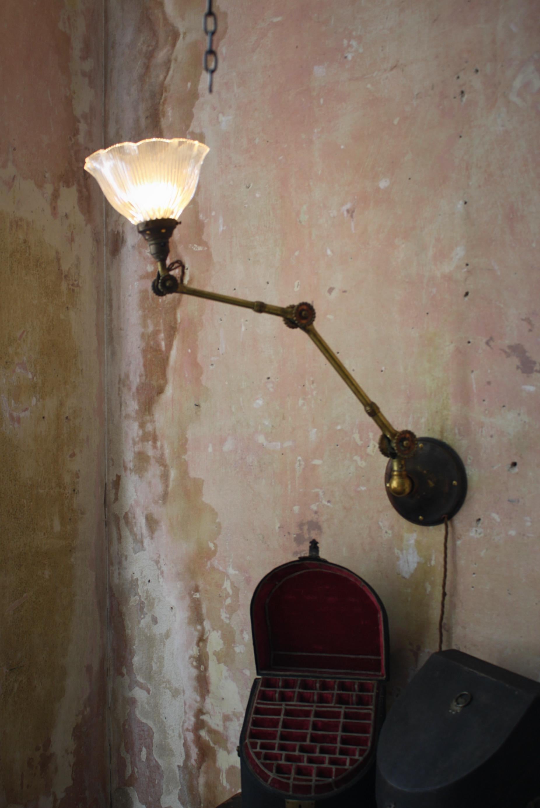 Early 20th C Brass Dugdills & Holophane Daisy Cog Lamp Light Wall Sconce 10