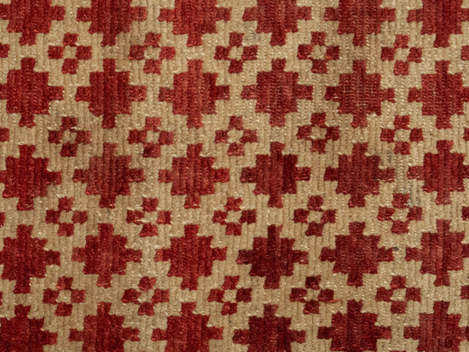 Alfombra ceremonial de polígonos escalonados y cruces, ladrillo/crema, Tíbet, principios del siglo XX Hecho a mano en venta