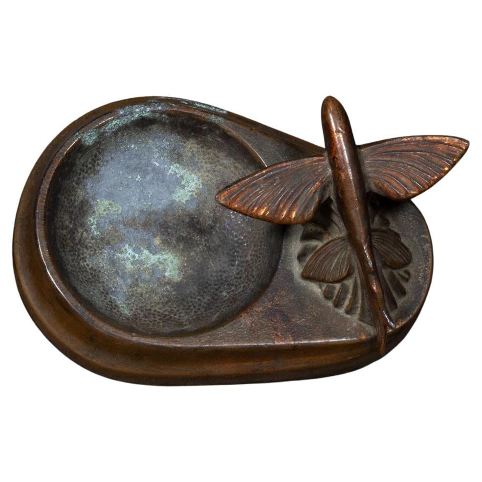 Early 20th c. Bronze Flying Fish Coin Dish c.1930 For Sale