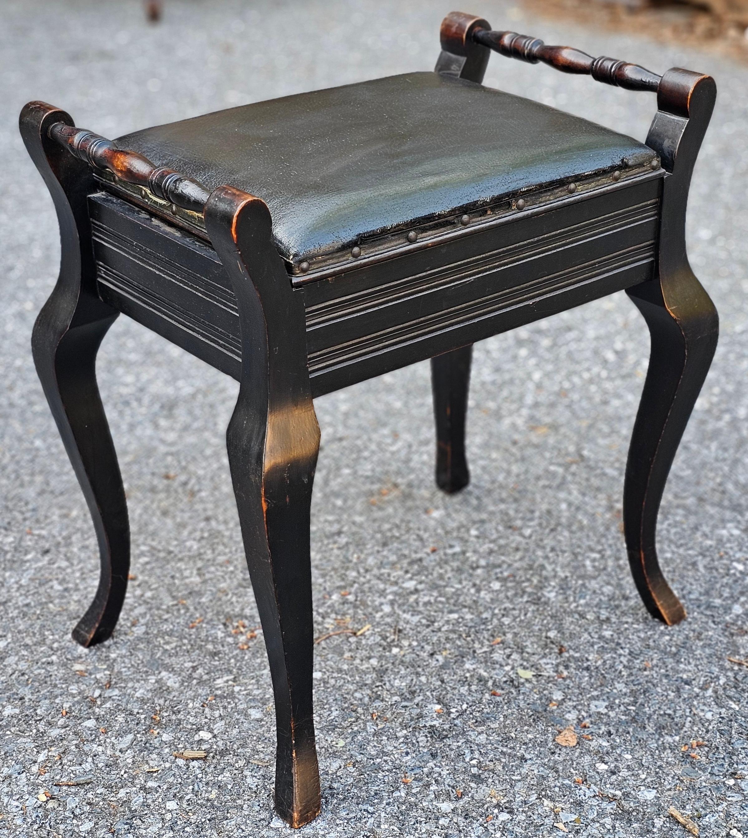 Early 20th C. Carved Wood Accent Storage Bench For Sale 2