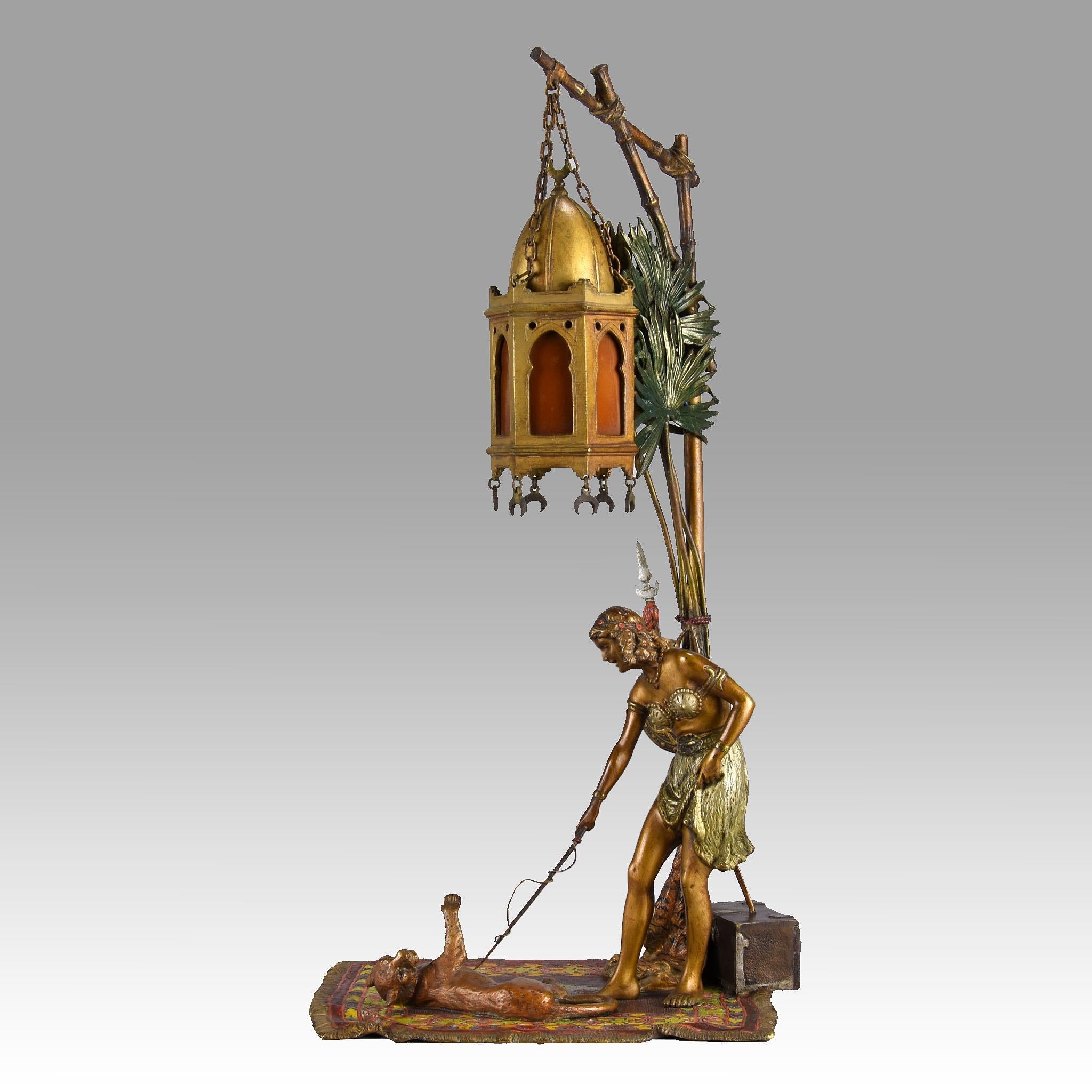 Bronze peint à froid du début du 20e siècle intitulé « Femme avec lampe Puma » par Bergman en vente 5