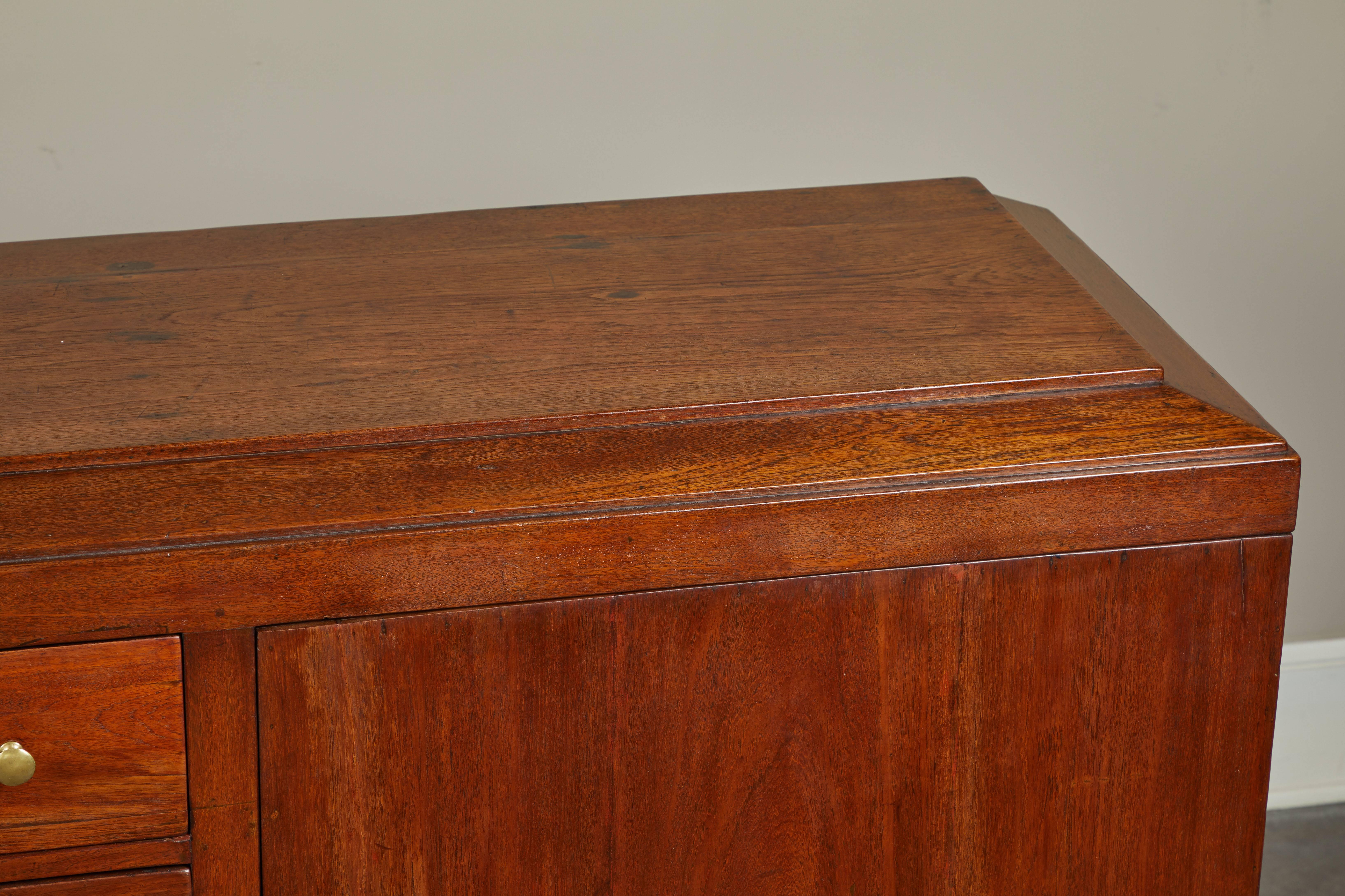 Early 20th Century Colonial Art Deco Rosewood Sideboard In Good Condition In Pasadena, CA