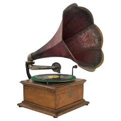 Early 20th C. Columbia Graphophone w/ 5 Records & Horn