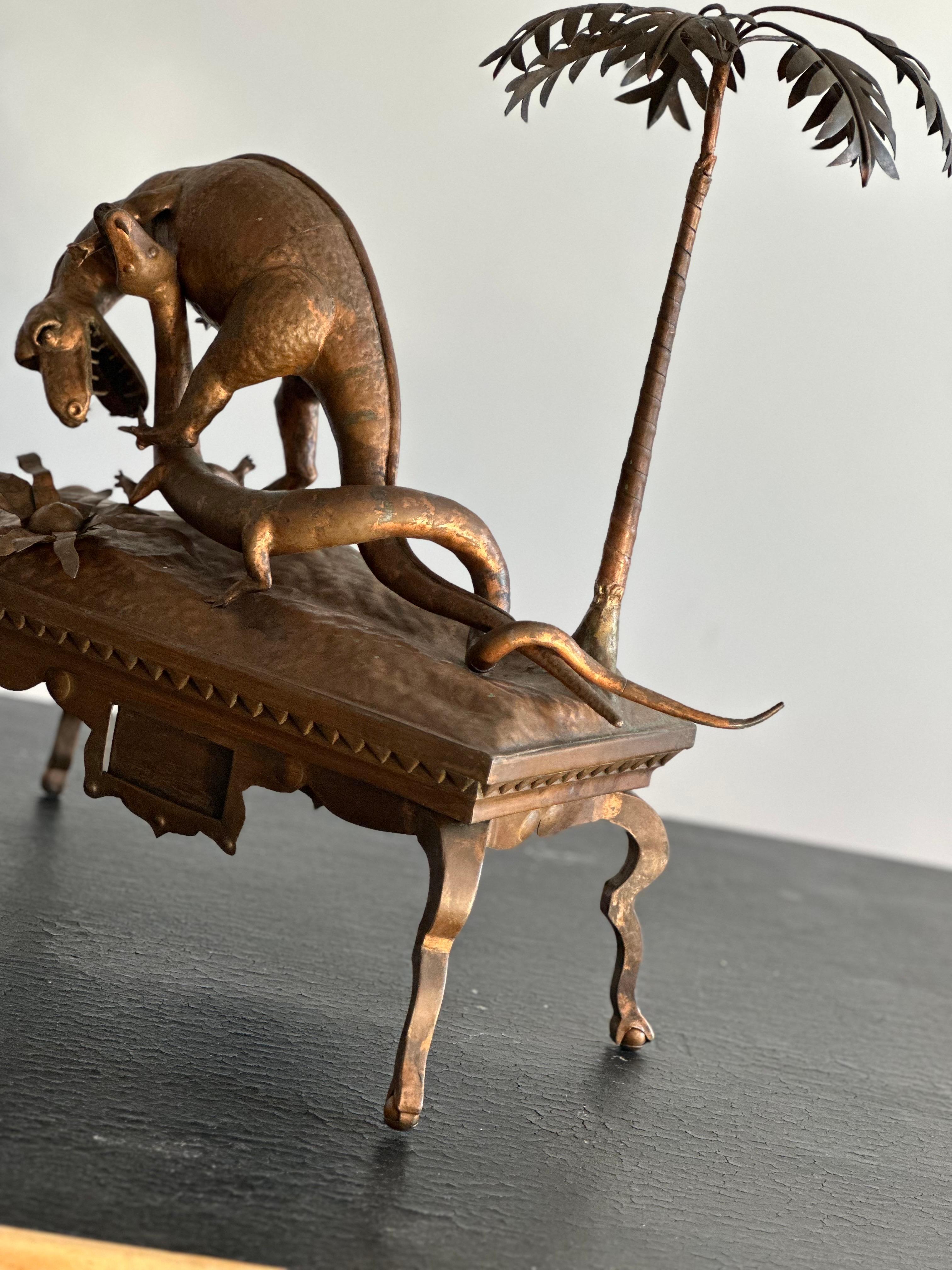 Dinosaurier-Diorama aus Kupfer aus dem frühen 20.  im Angebot 5