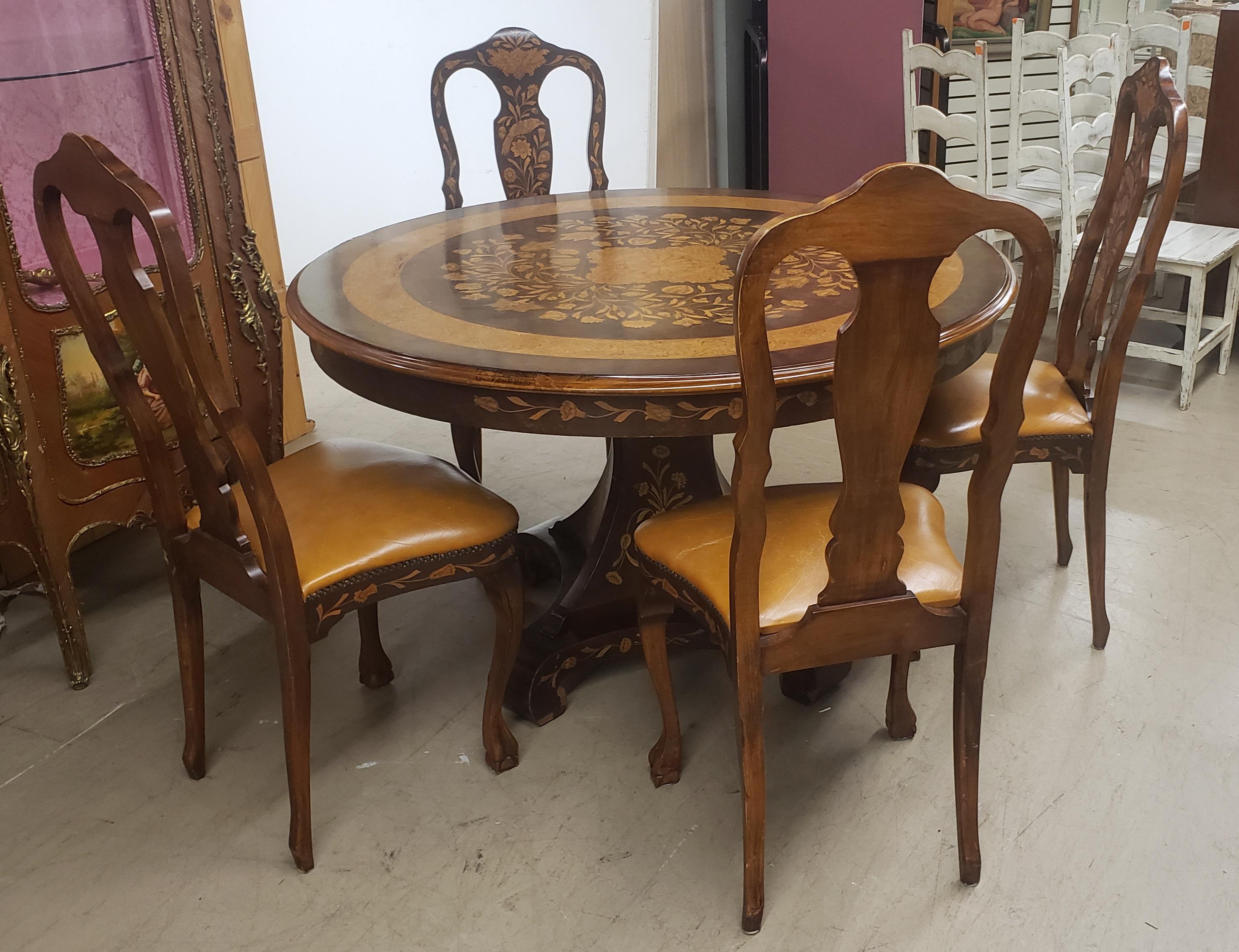 Early 20th Century Dutch Satinwood Marquetry and Mahogany Round Breakfast Table For Sale 3