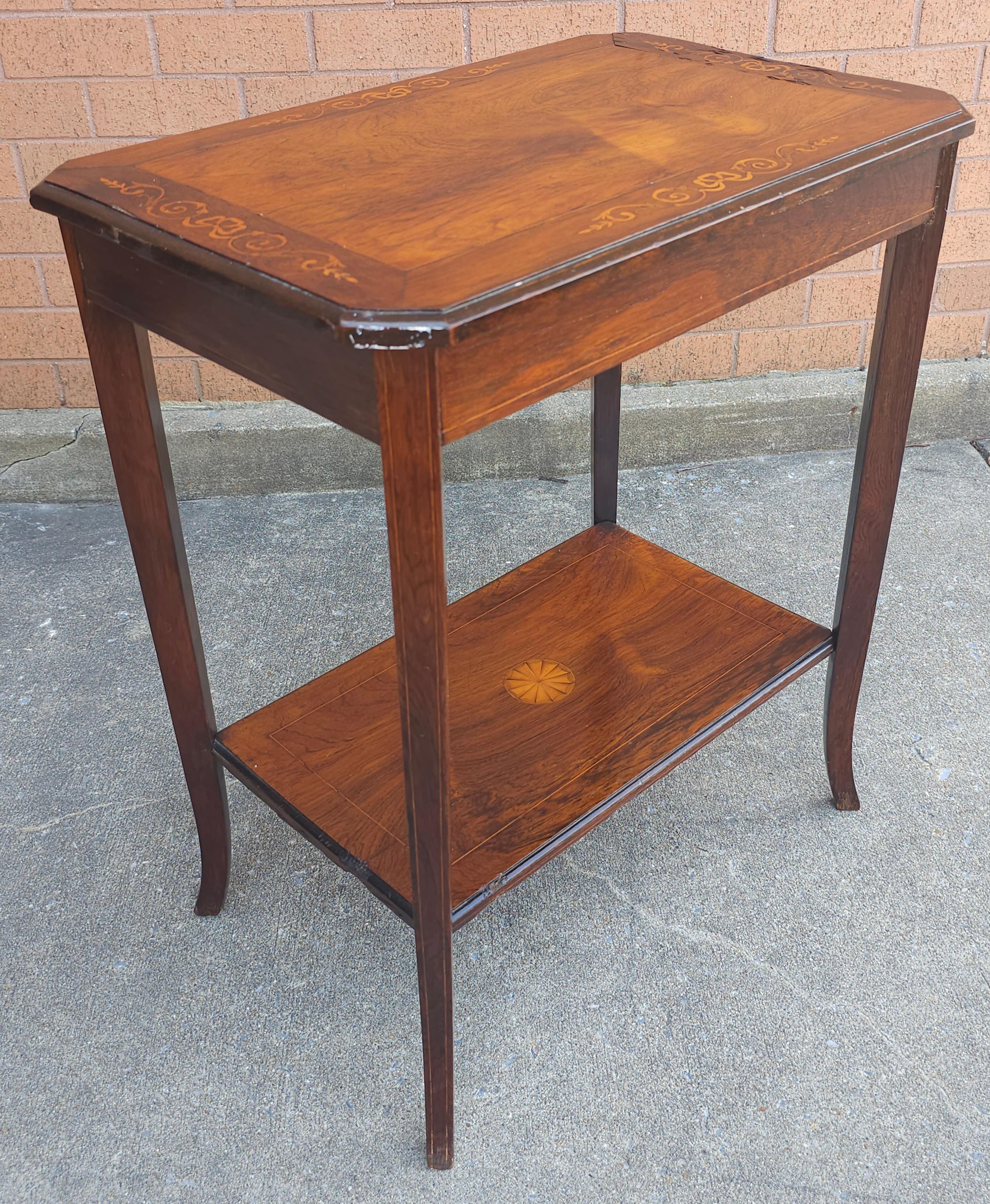 Early 20th C. Edwardian Rosewood Marquetry Inlaid  Table d'appoint en vente 1