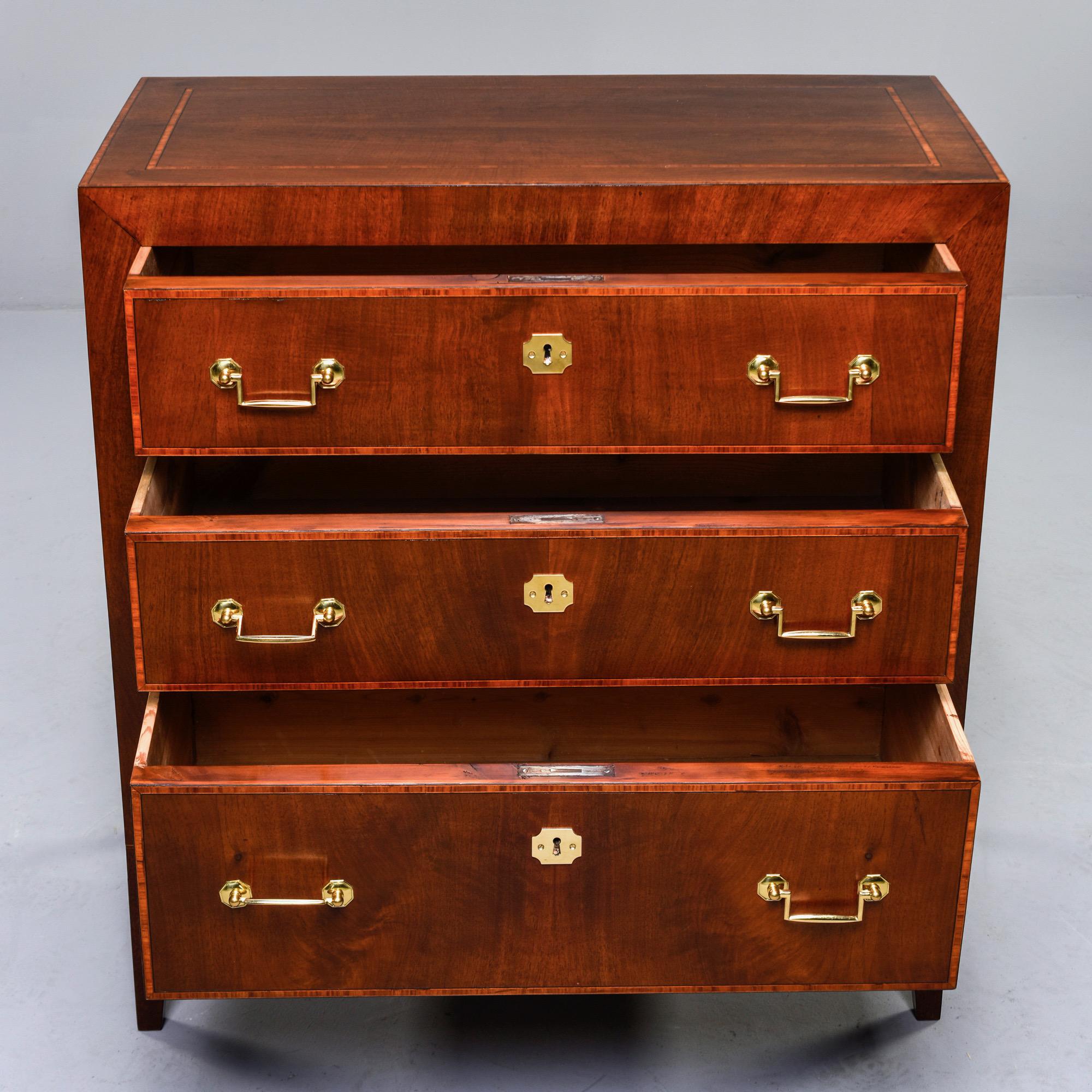 Early 20th C English Mahogany Chest of Drawers In Good Condition In Troy, MI