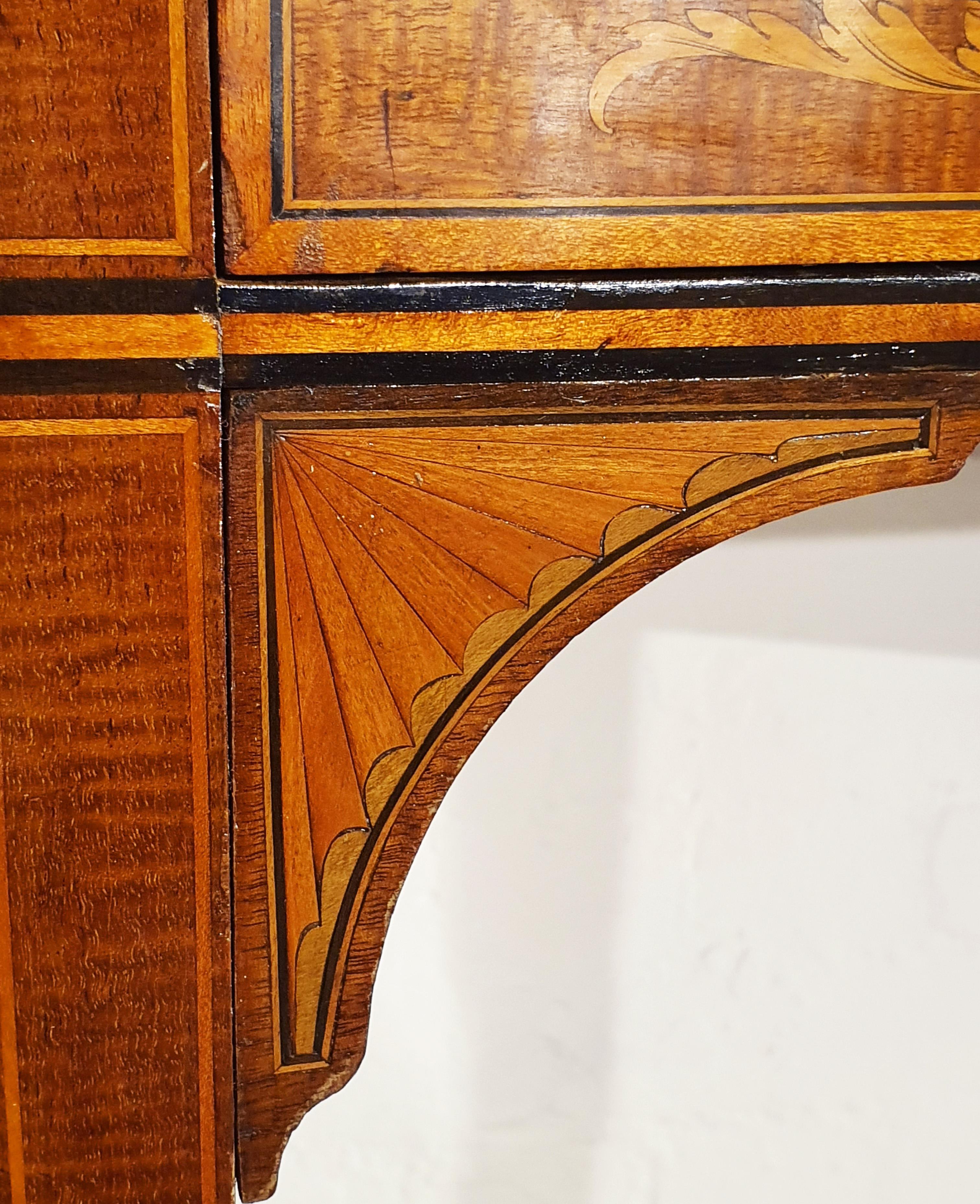 Early 20th Century English Mahogany Inlaid Writing Desk 6