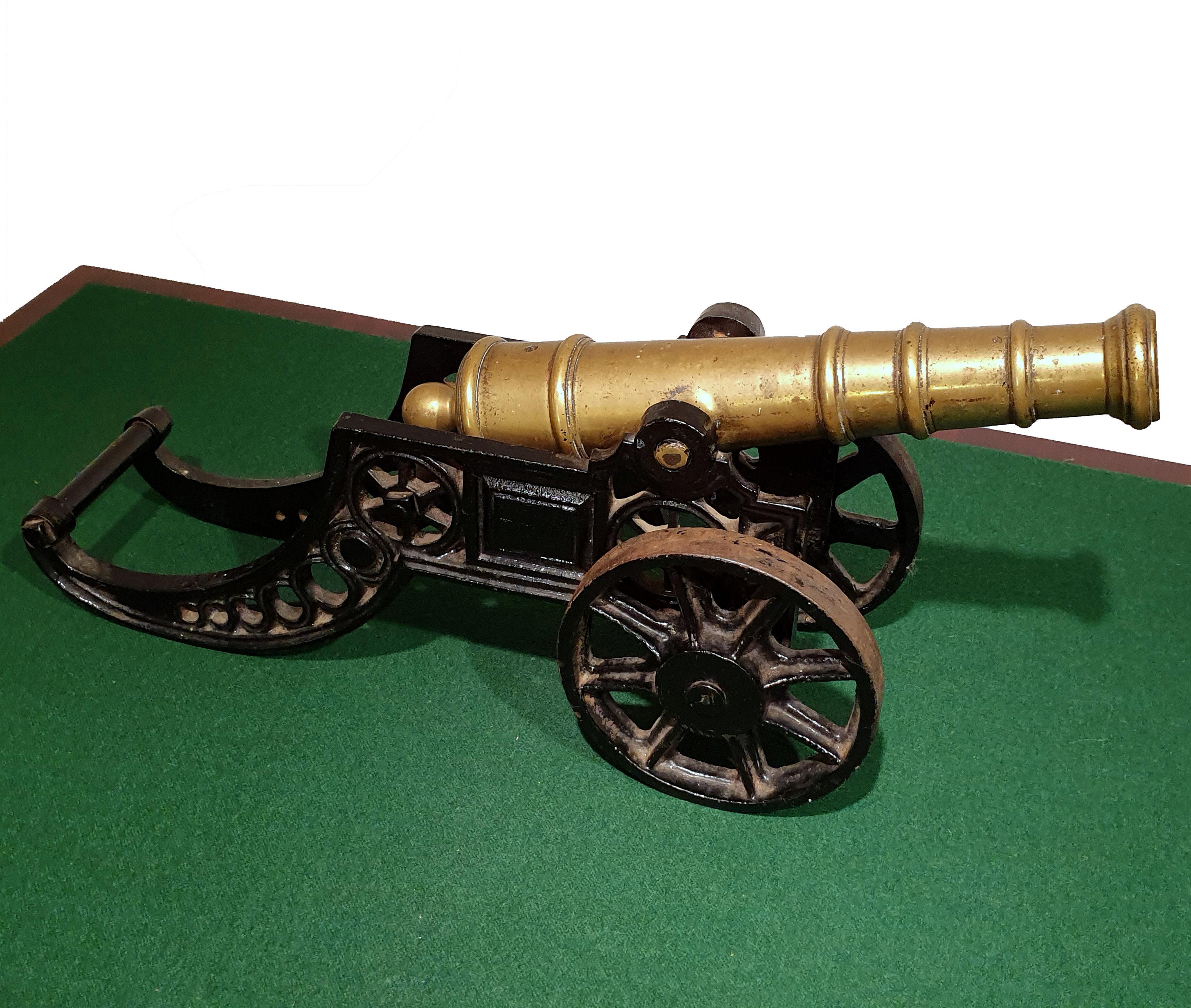 Anglais Modèle anglais d'un canon du début du 20ème siècle en vente