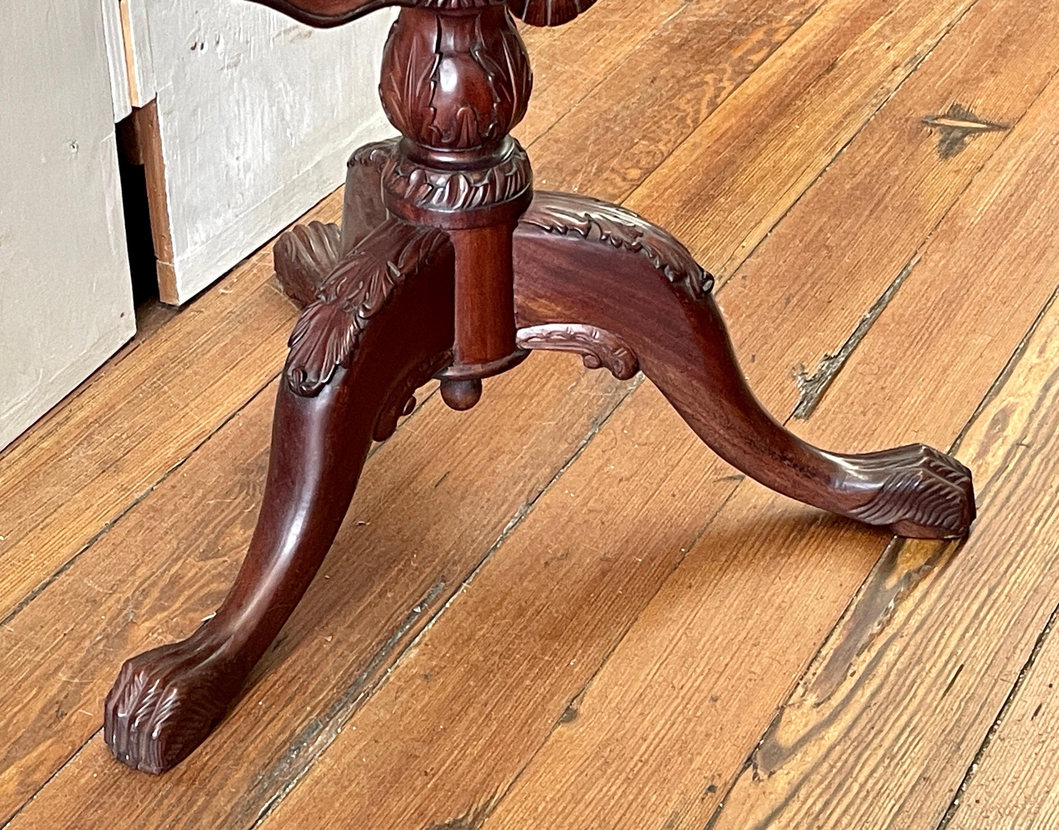 American Early 20th C Federal Style Hand Carved Mahogany Piecrust Edge Tilt-top Tea Table For Sale
