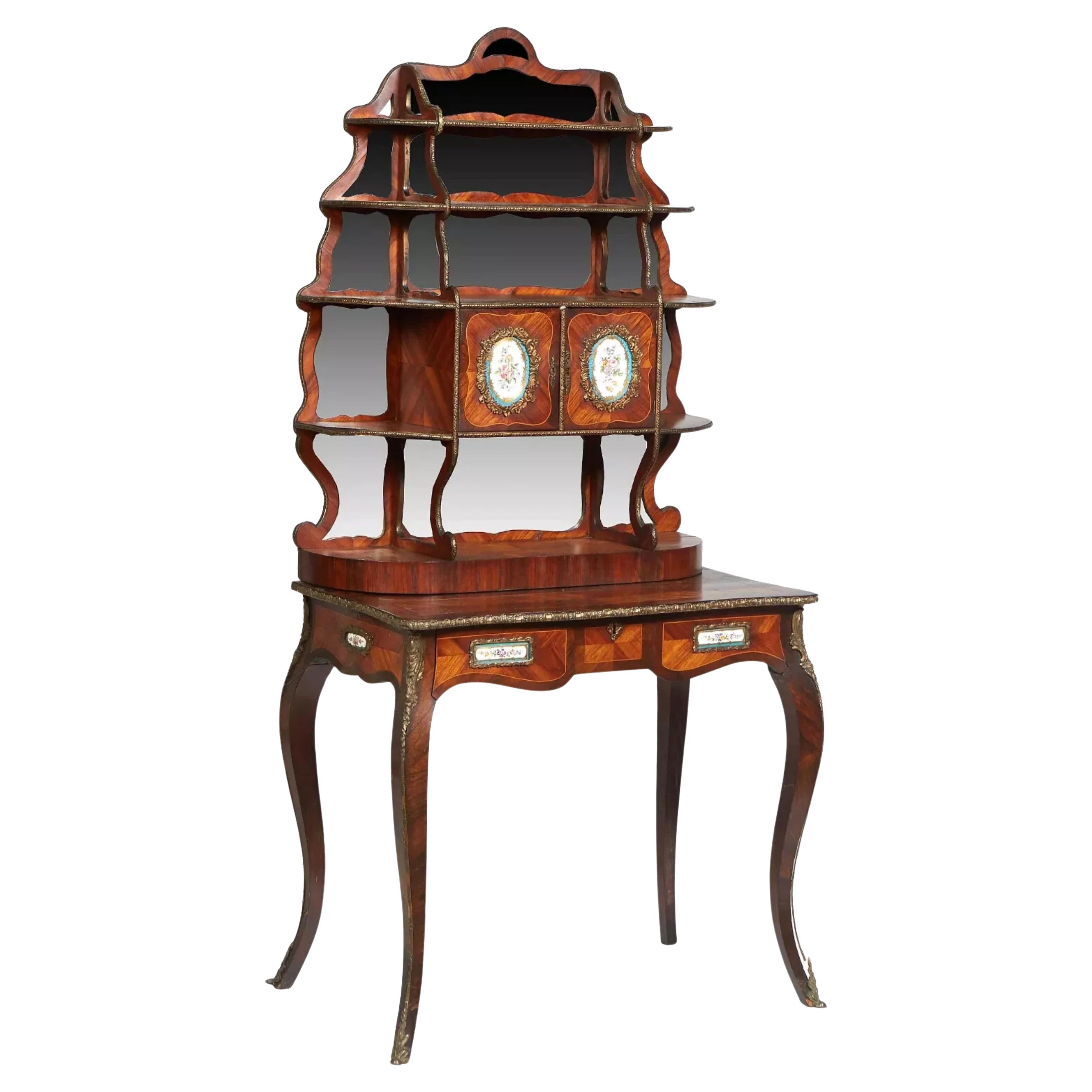 Début du 20ème siècle, style Louis XV français, incrusté, monté en orfèvrerie, secrétaire en bois de roi !