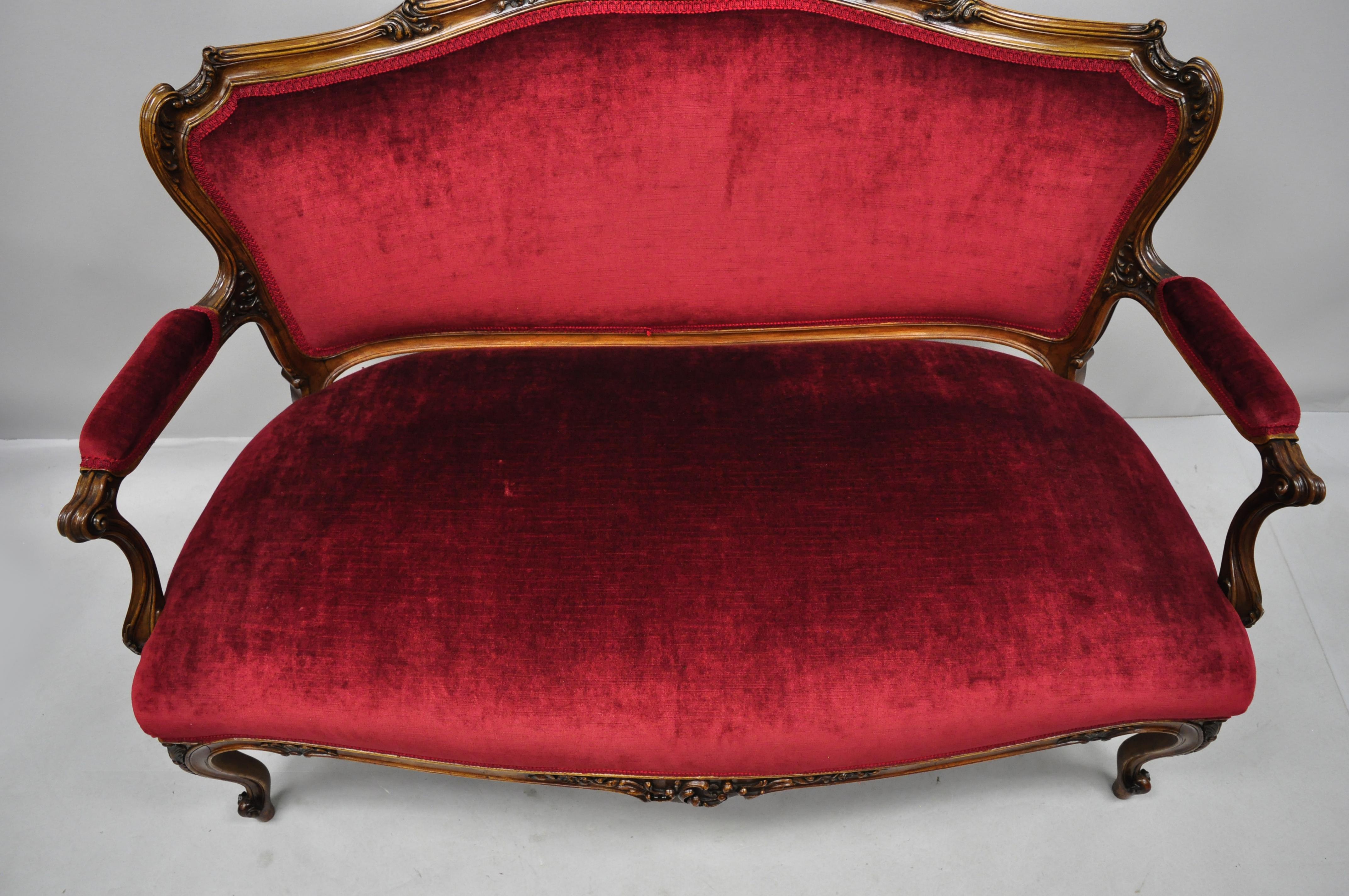 Early 20th Century French Louis XV Style Shell Carved Mahogany Sofa Settee 5