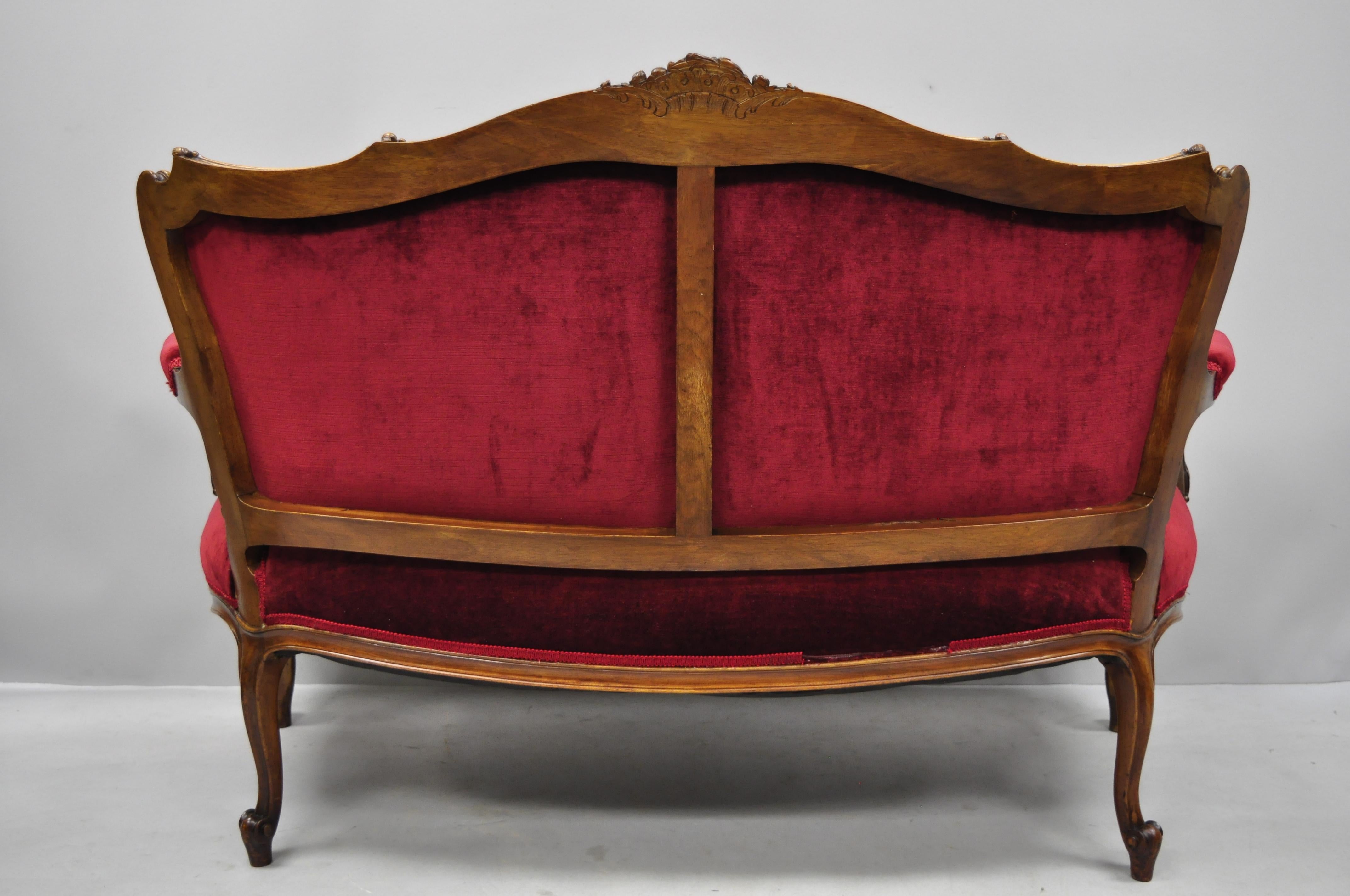 Early 20th Century French Louis XV Style Shell Carved Mahogany Sofa Settee 4