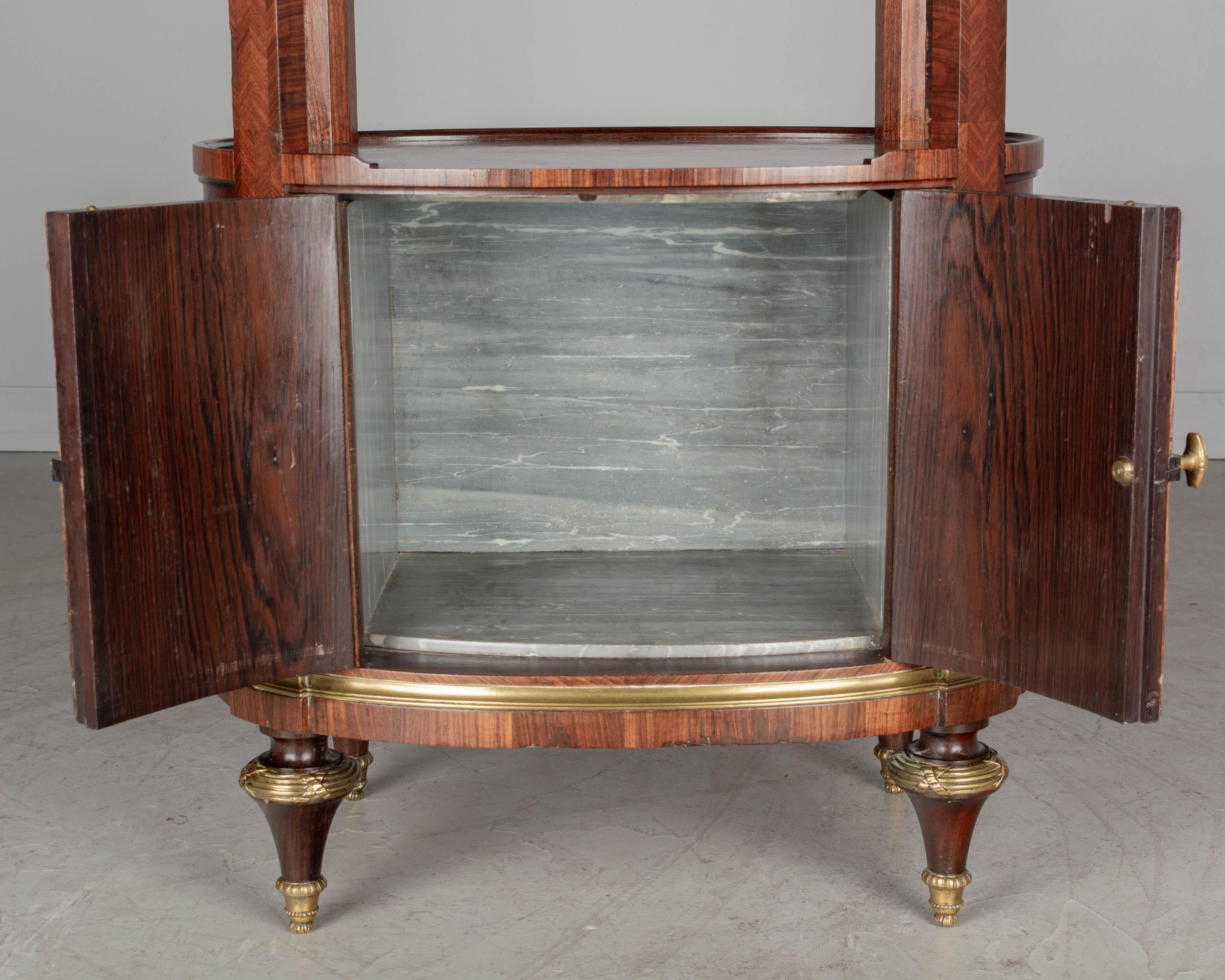 Early 20th c French Louis XVI Style Faux Book Side Table en vente 2