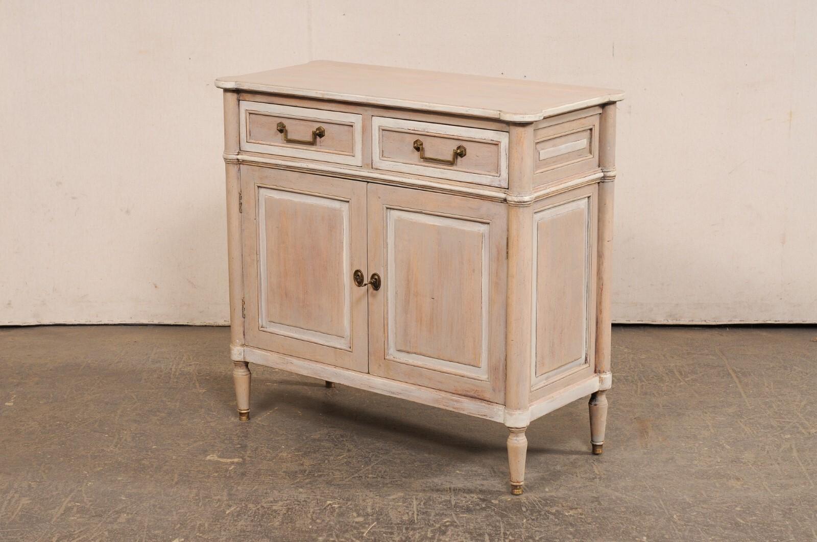 Mobile buffet in stile neoclassico francese dell'inizio del XX secolo di dimensioni ridotte in vendita 6