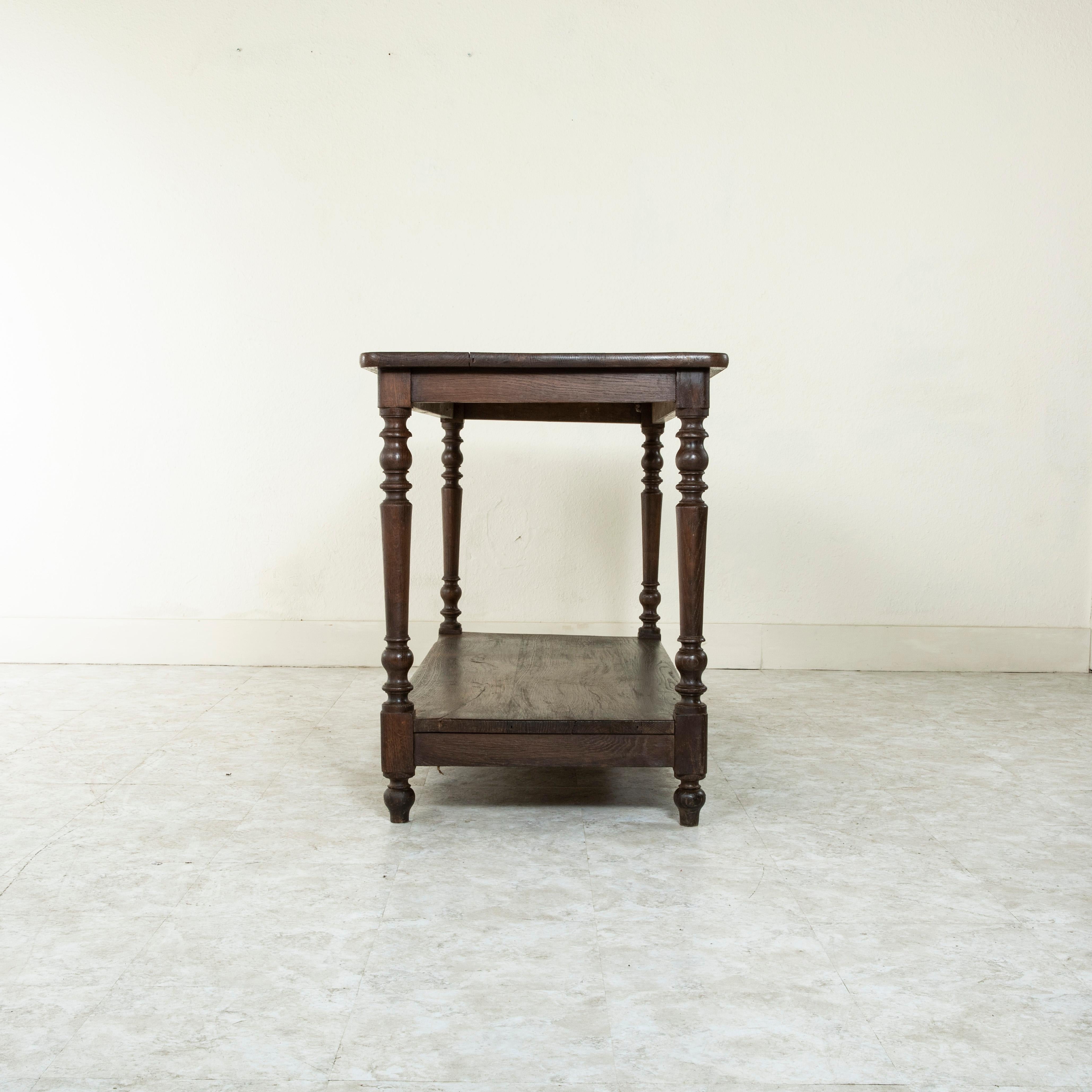 Early 20th C. French Oak Silk Trader's Table, Draper's Table, or Kitchen Island In Good Condition In Fayetteville, AR