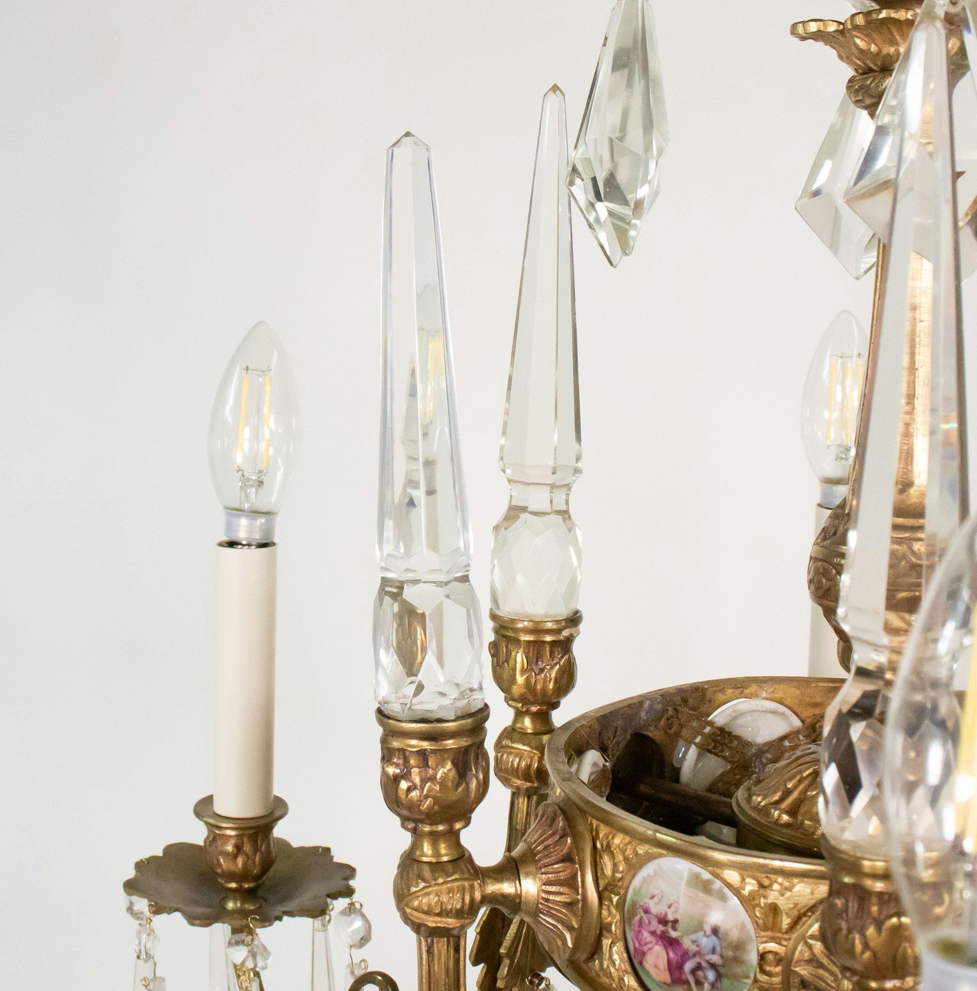 A.I.C. Revive Rococo français 6 bras de lumière en bronze doré et cristal. en vente 4