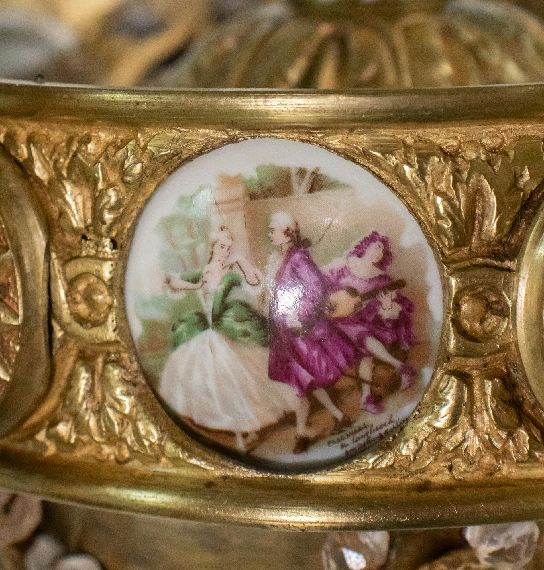 A.I.C. Revive Rococo français 6 bras de lumière en bronze doré et cristal. en vente 8