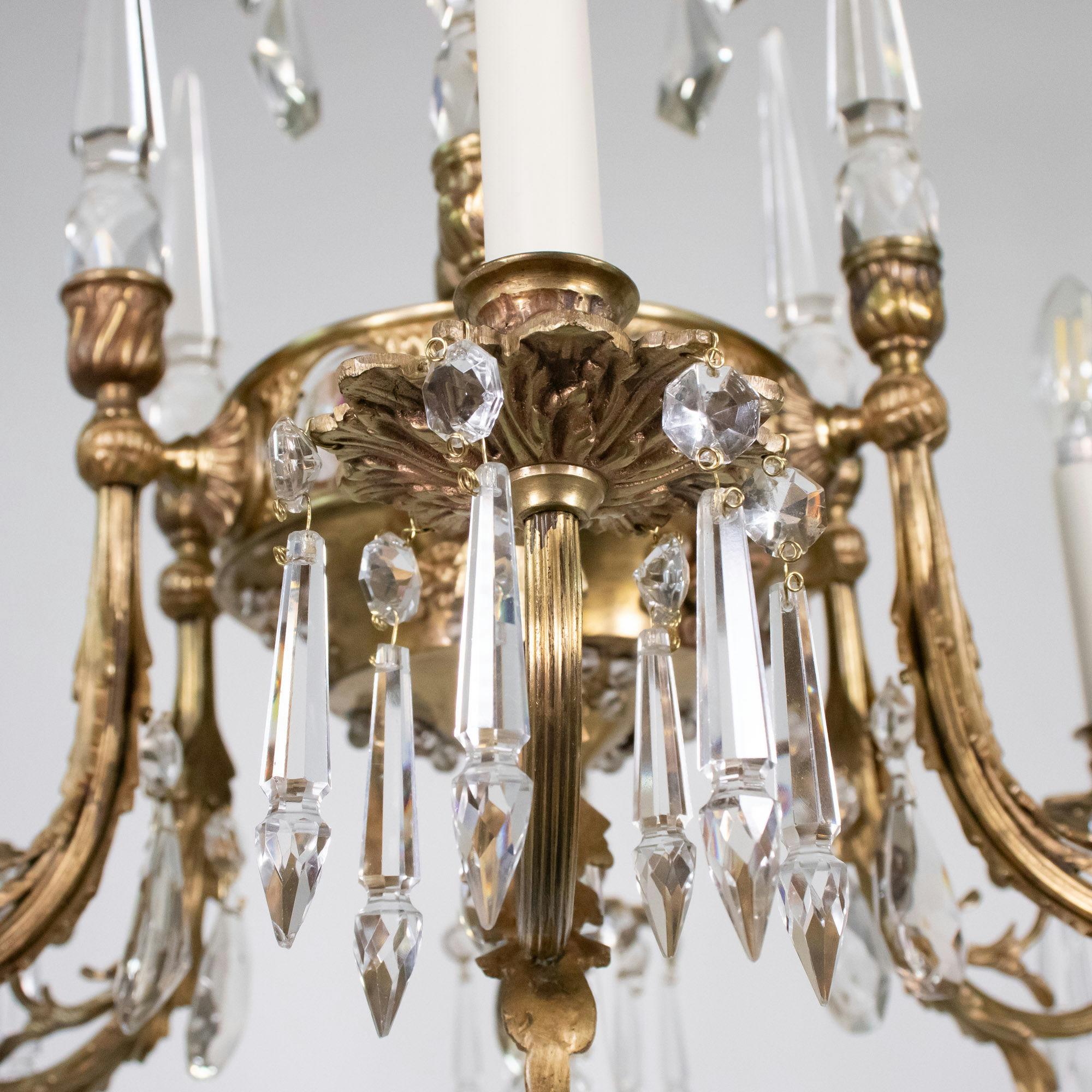 A.I.C. Revive Rococo français 6 bras de lumière en bronze doré et cristal. en vente 9