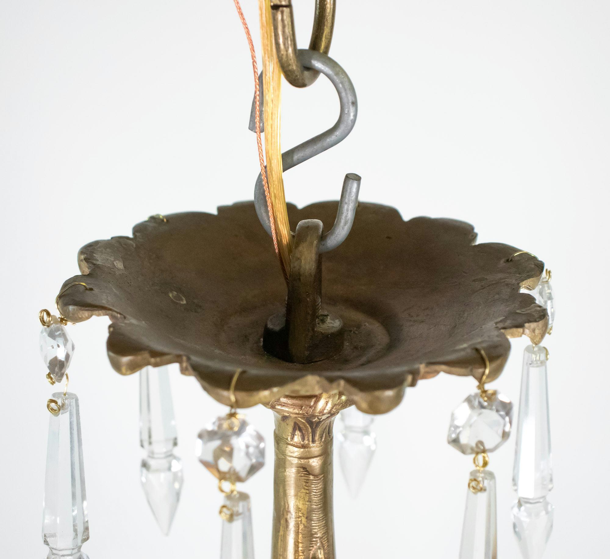 Néo-rococo A.I.C. Revive Rococo français 6 bras de lumière en bronze doré et cristal. en vente