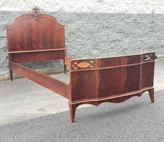 Early 20th C. George III Style Carved Crest and Flame Mahogany Twin Bed
