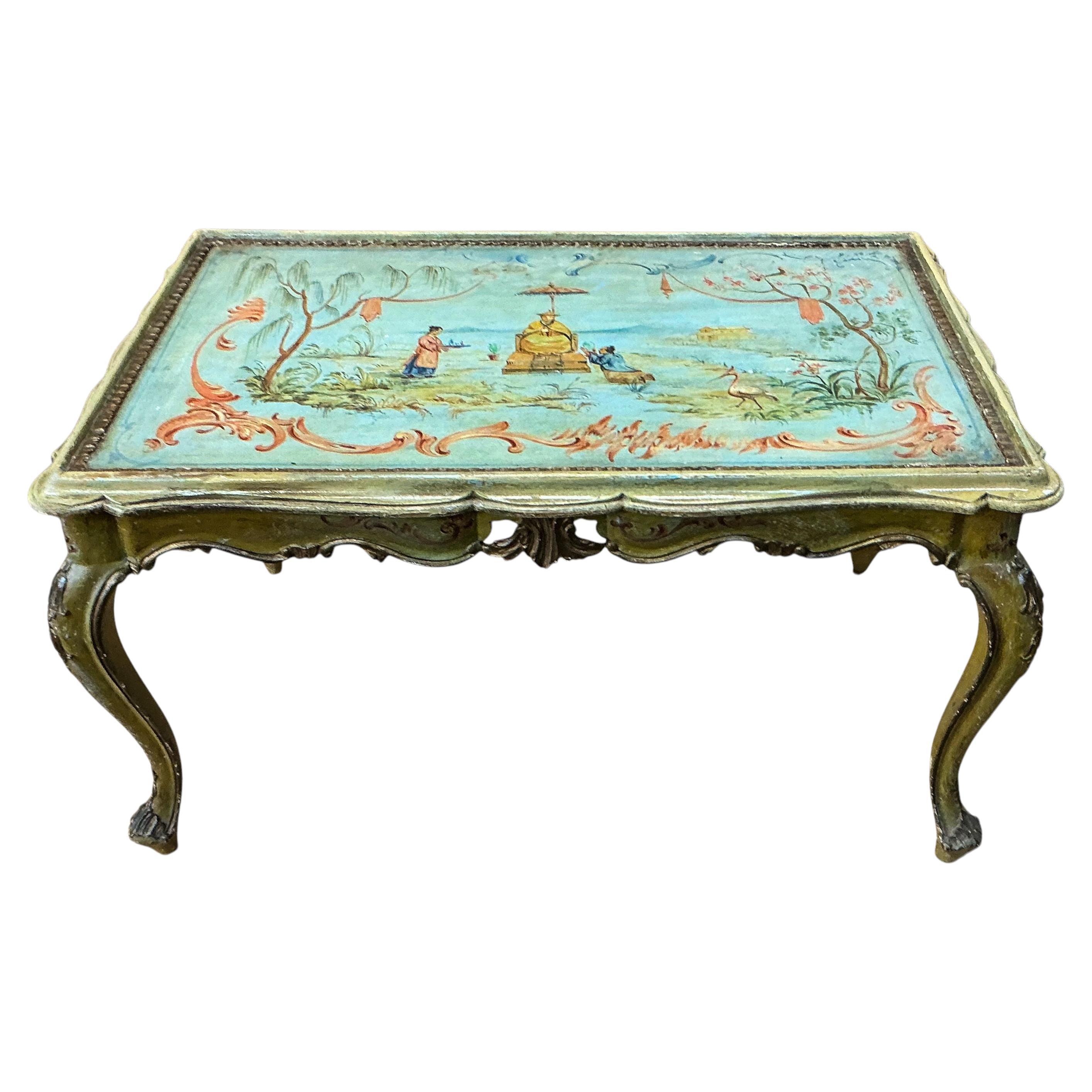 Anfang 20. Handbemalter venezianischer Chinoiserie-Couchtisch im Rokoko-Stil im Angebot