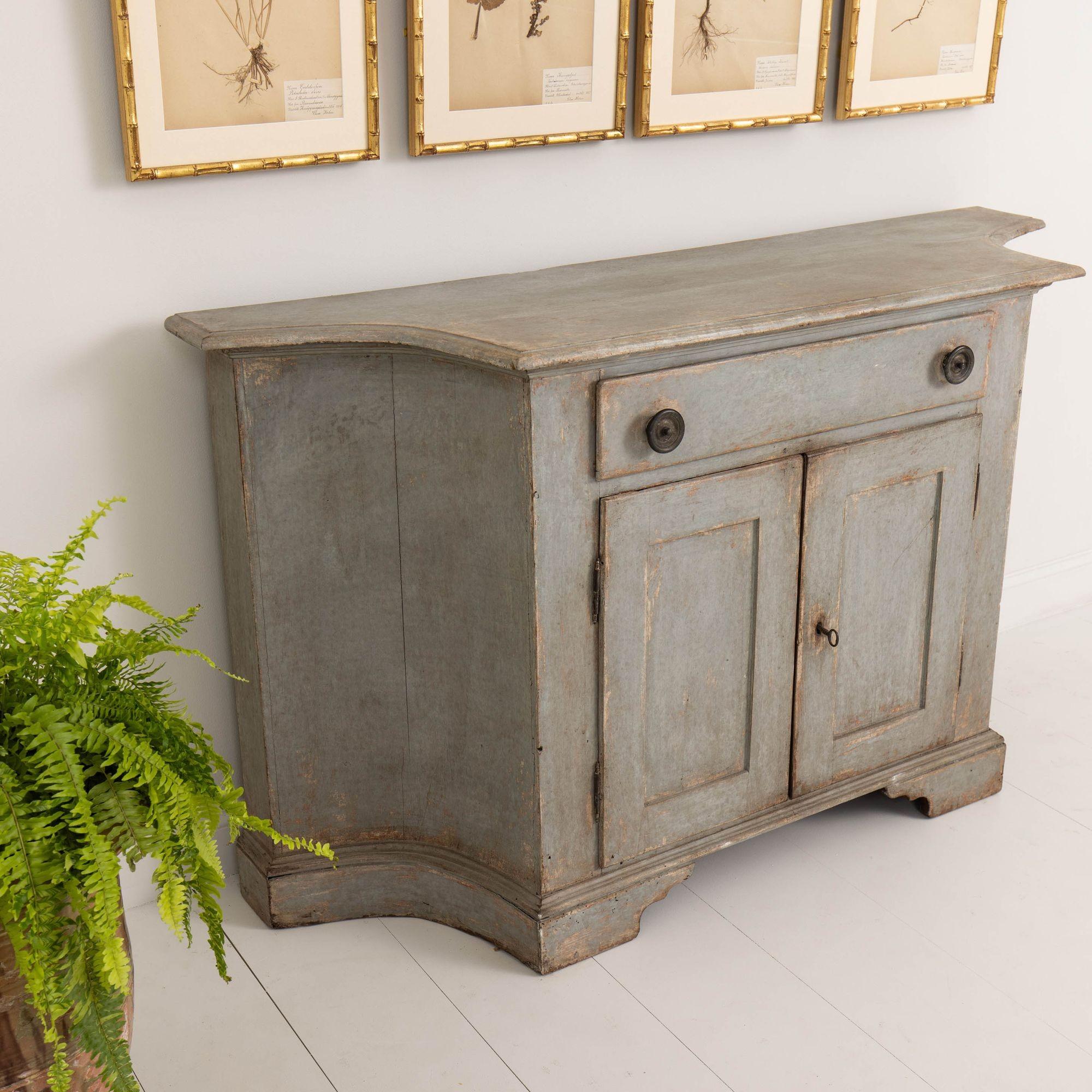 Hand-Carved Early 20th c. Italian Blue - Gray Painted Serpentine Buffet For Sale