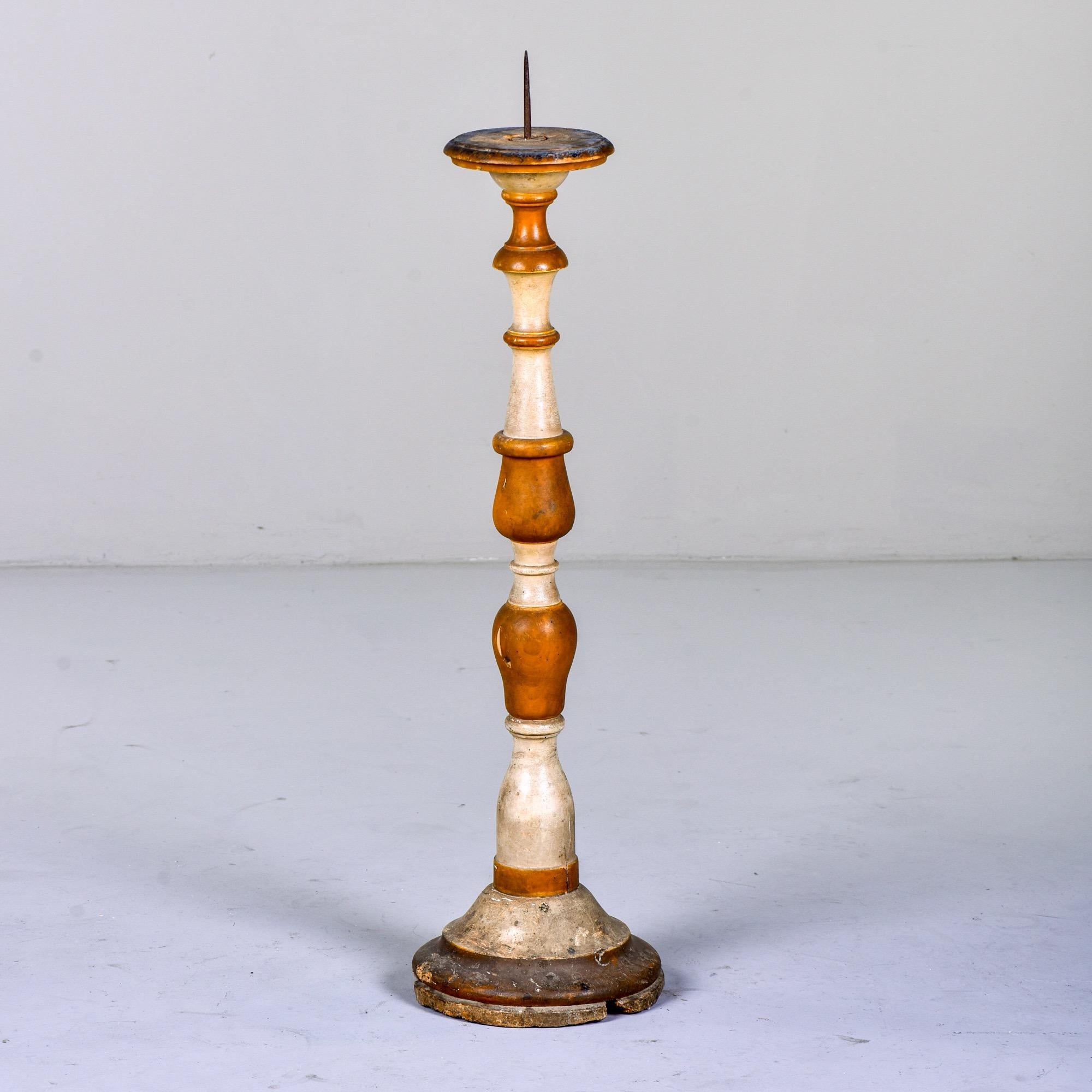 Early 20th Century Italian Pricket Stick in Brown and White For Sale 8