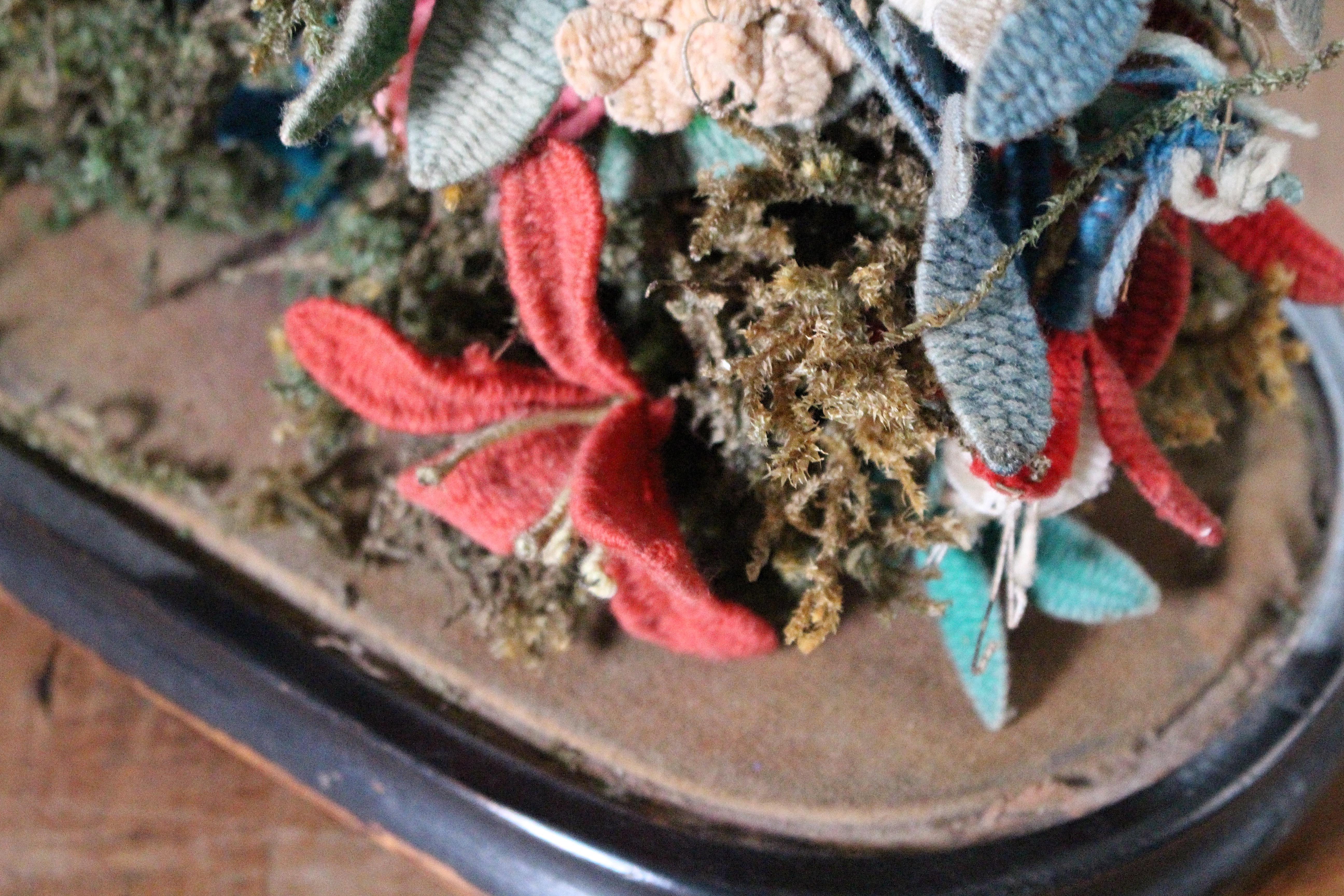 Early 20th C Knitted Flower Display Under Glass Dome Stumpwork Folk Art Curio For Sale 3