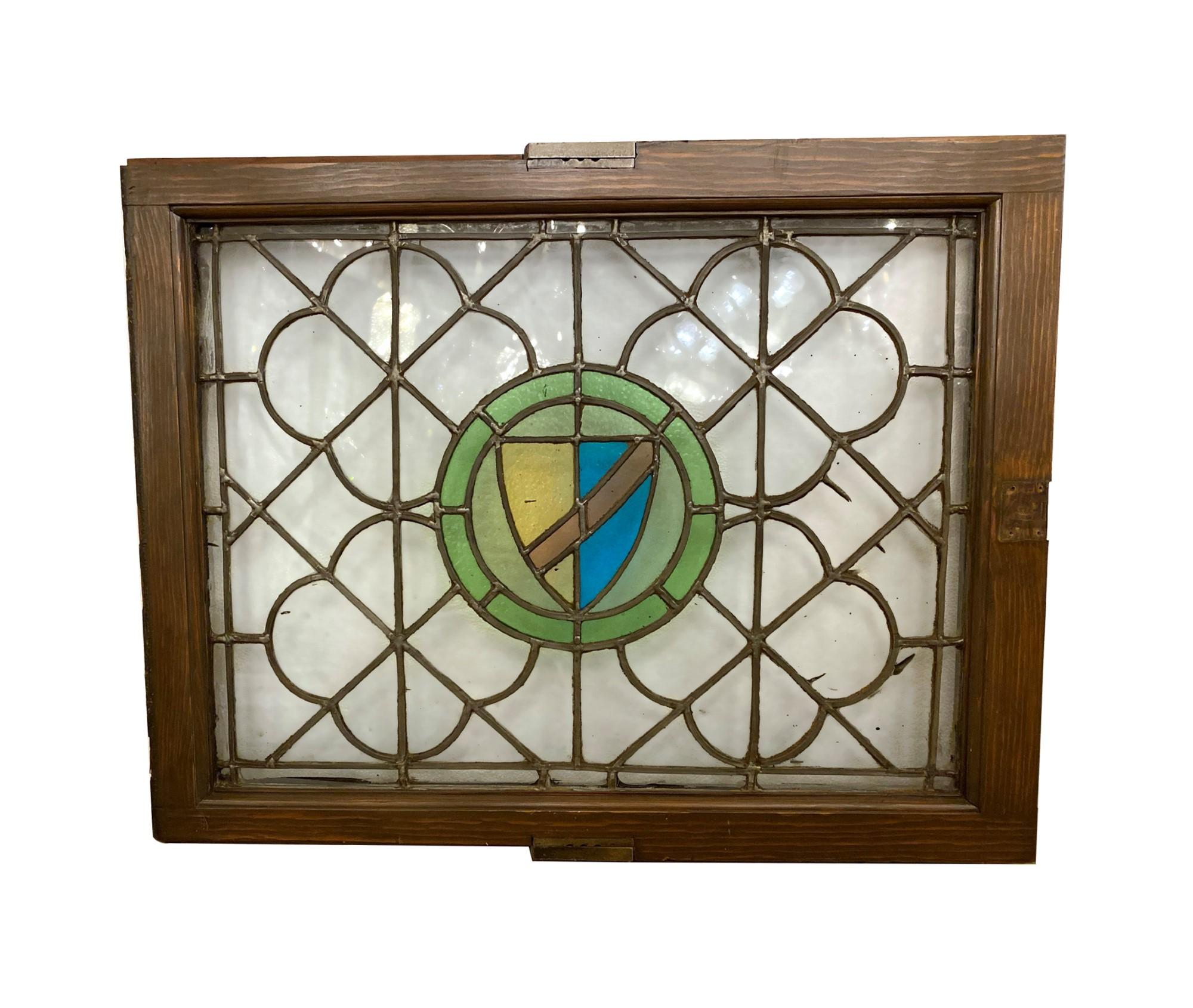 Early 20th C. Leaded Stained Glass Window with a Quatrefoil and Shield Motif In Good Condition In New York, NY